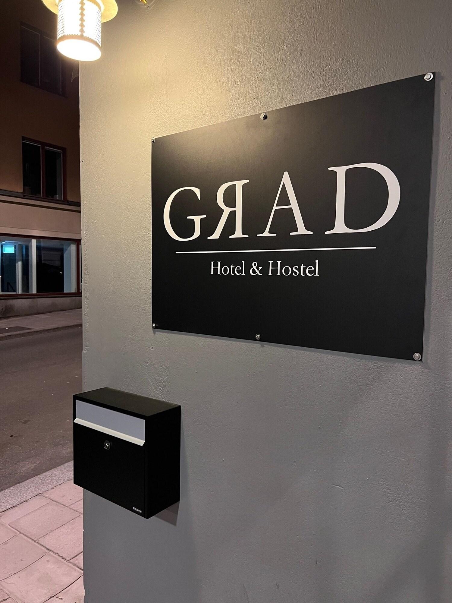 Varios Grad Hotel and Hostel