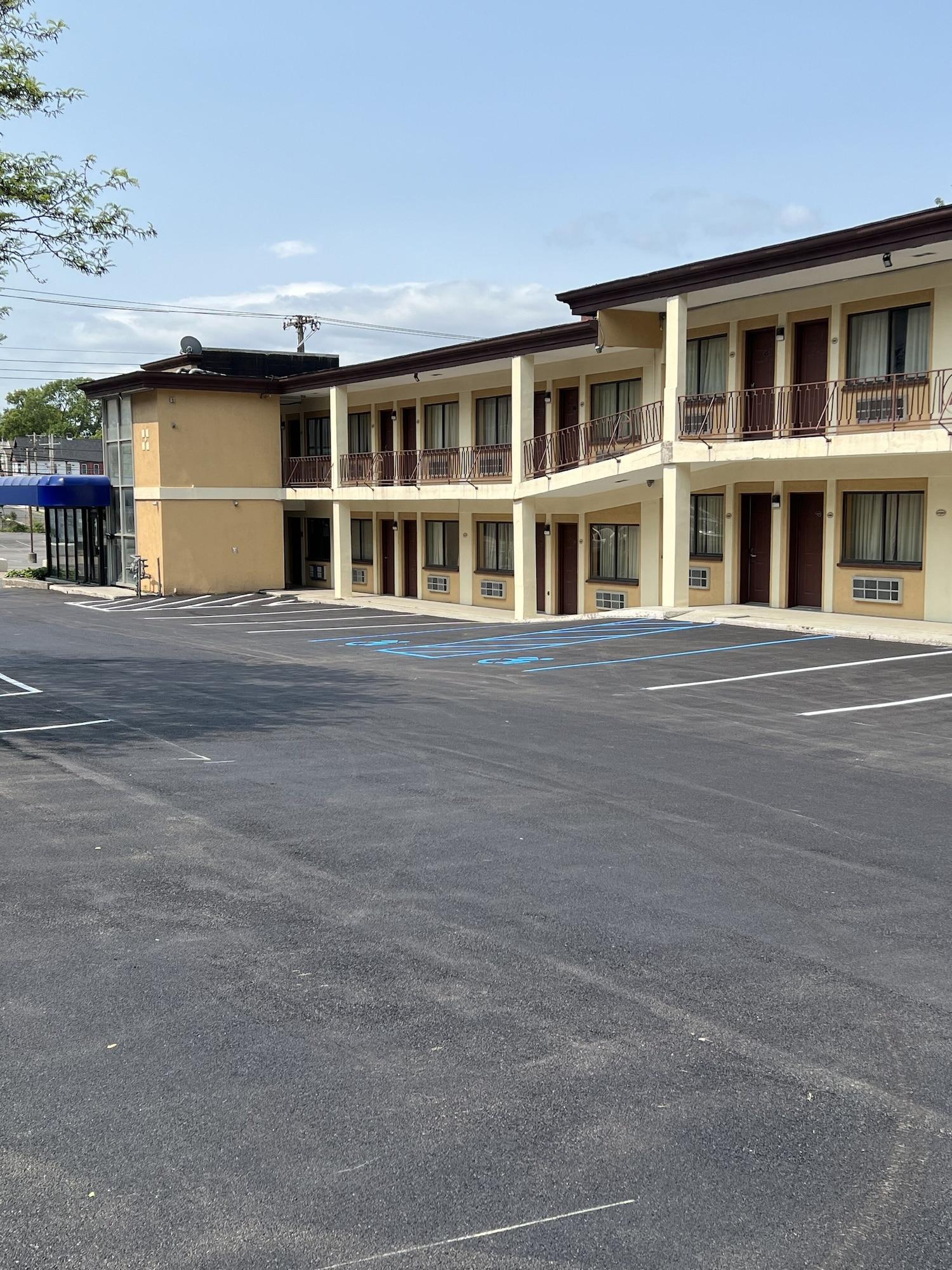 Vista Exterior Executive Inn