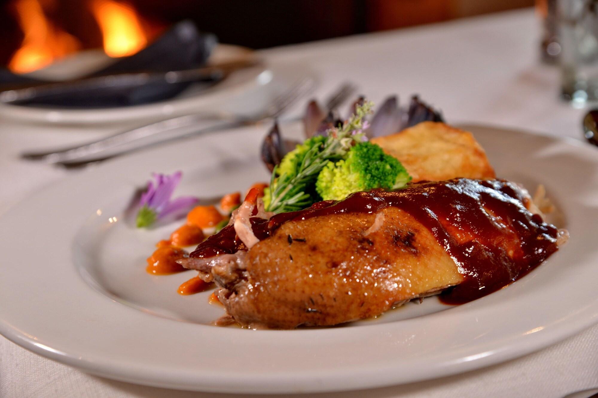 Vista Lobby Montusi Mountain Lodge