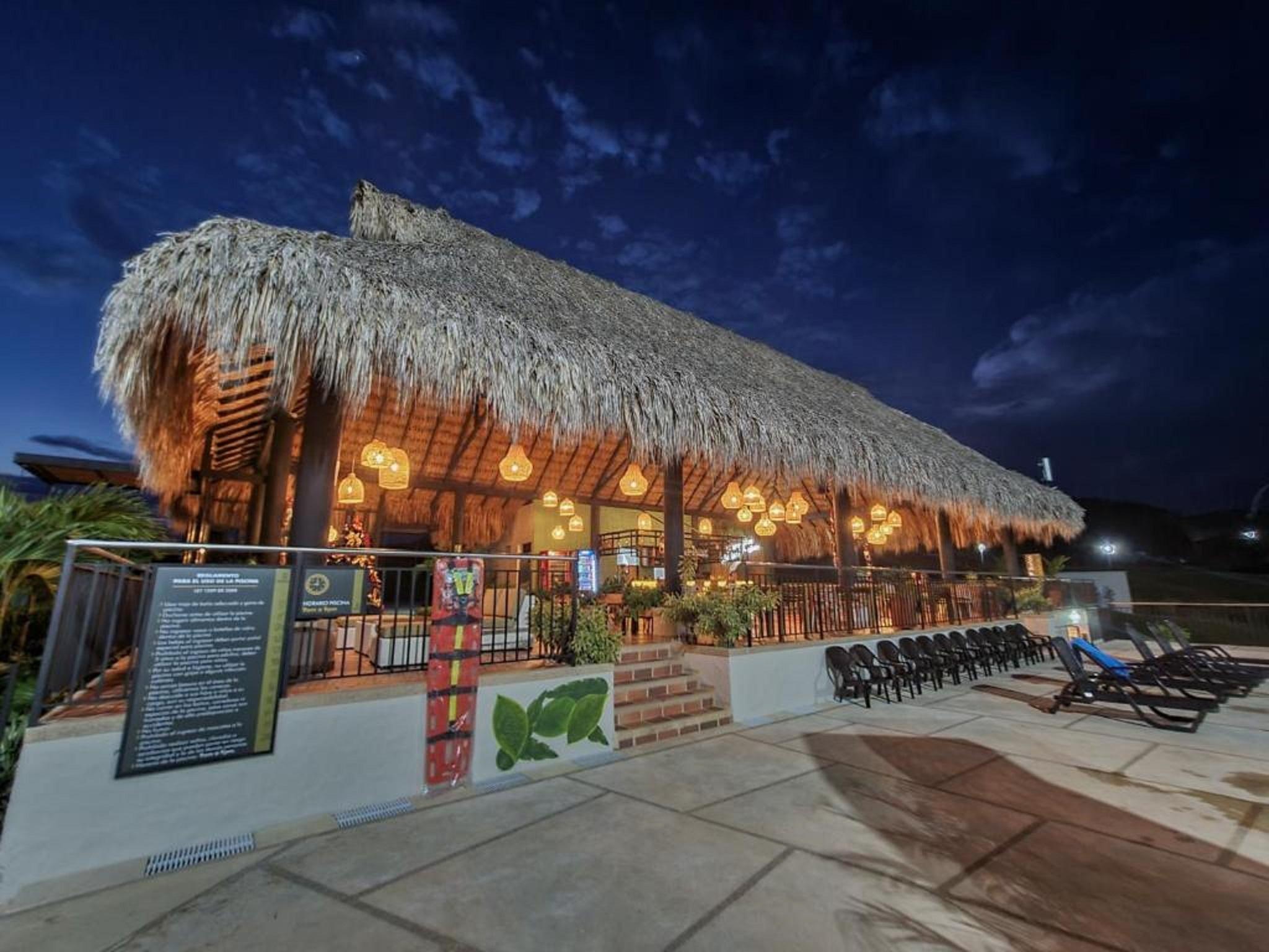 Bar/Salón Hotel Arboreo Doradal