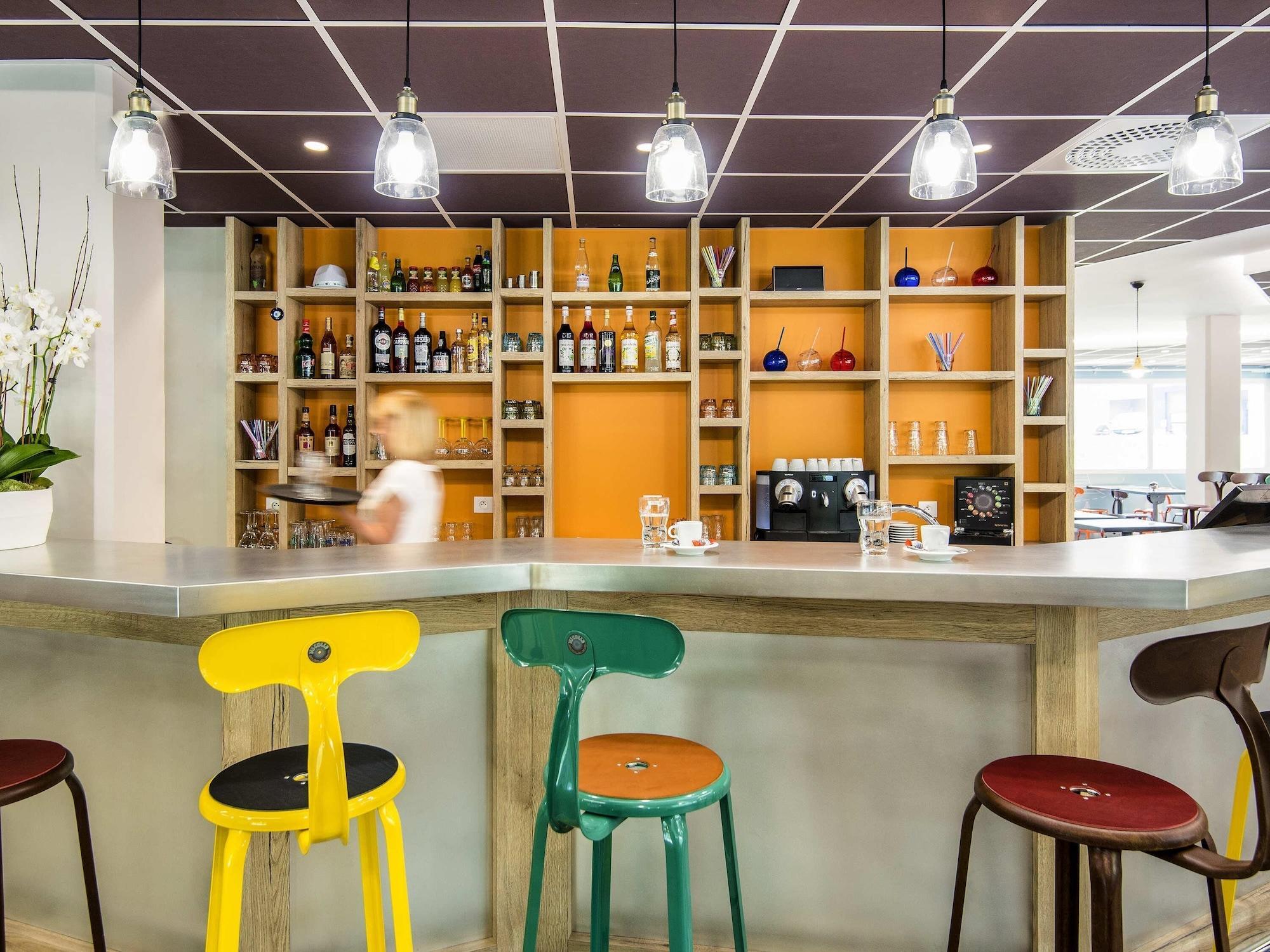 Vista Exterior ibis Styles Sallanches Pays du Mont-Blanc