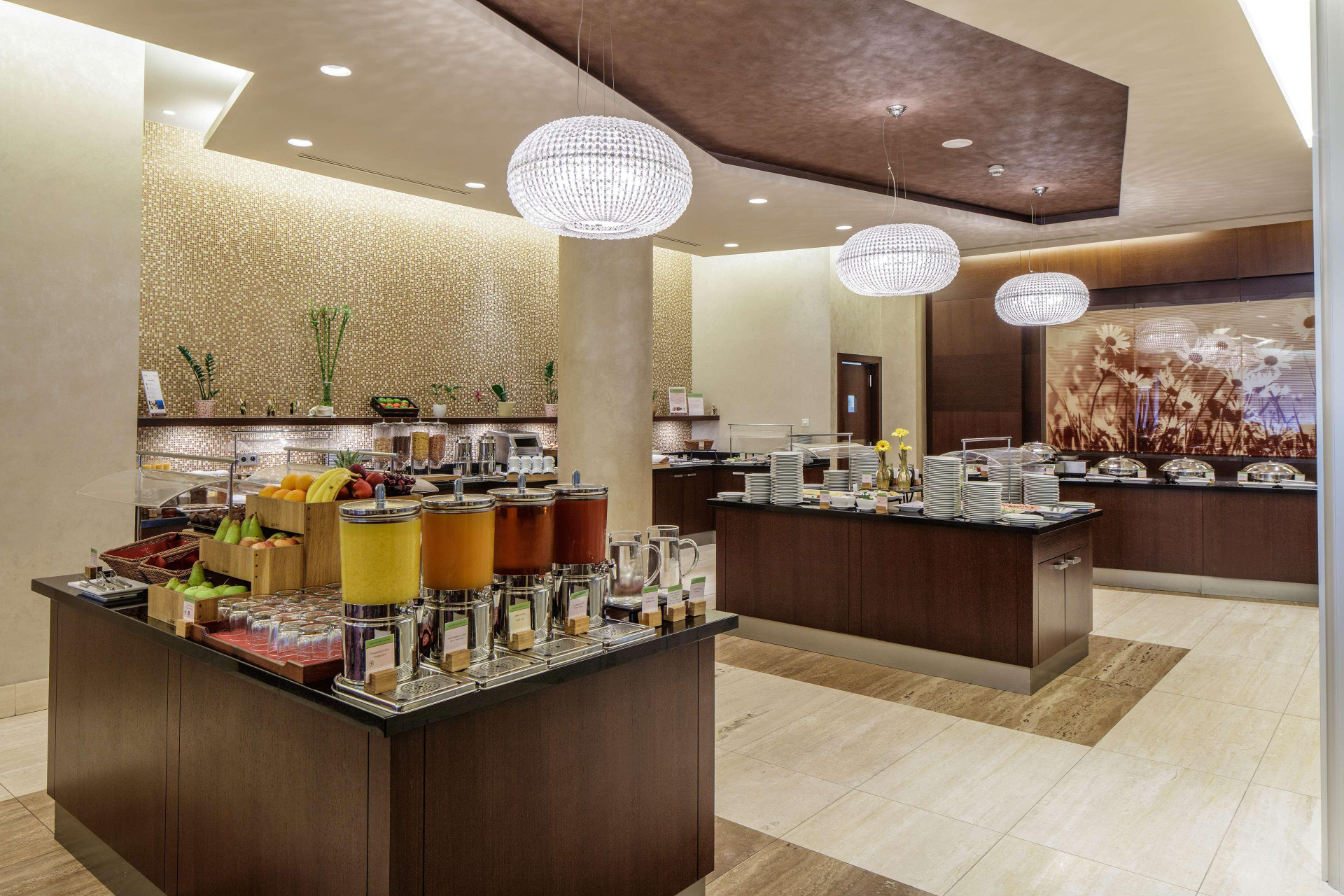 Restaurant DoubleTree by Hilton Bratislava