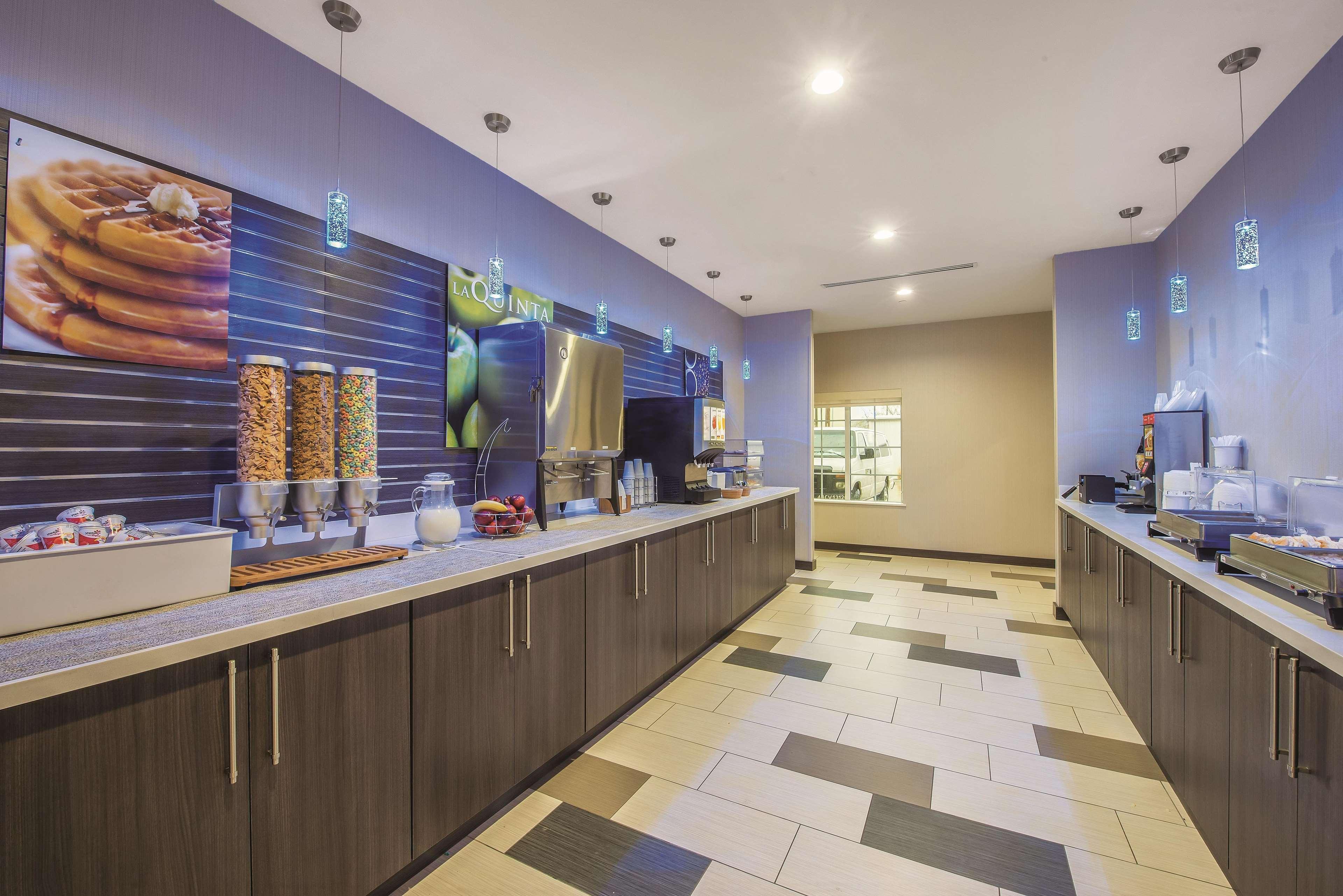 Restaurant La Quinta Inn & Suites by Wyndham Enid