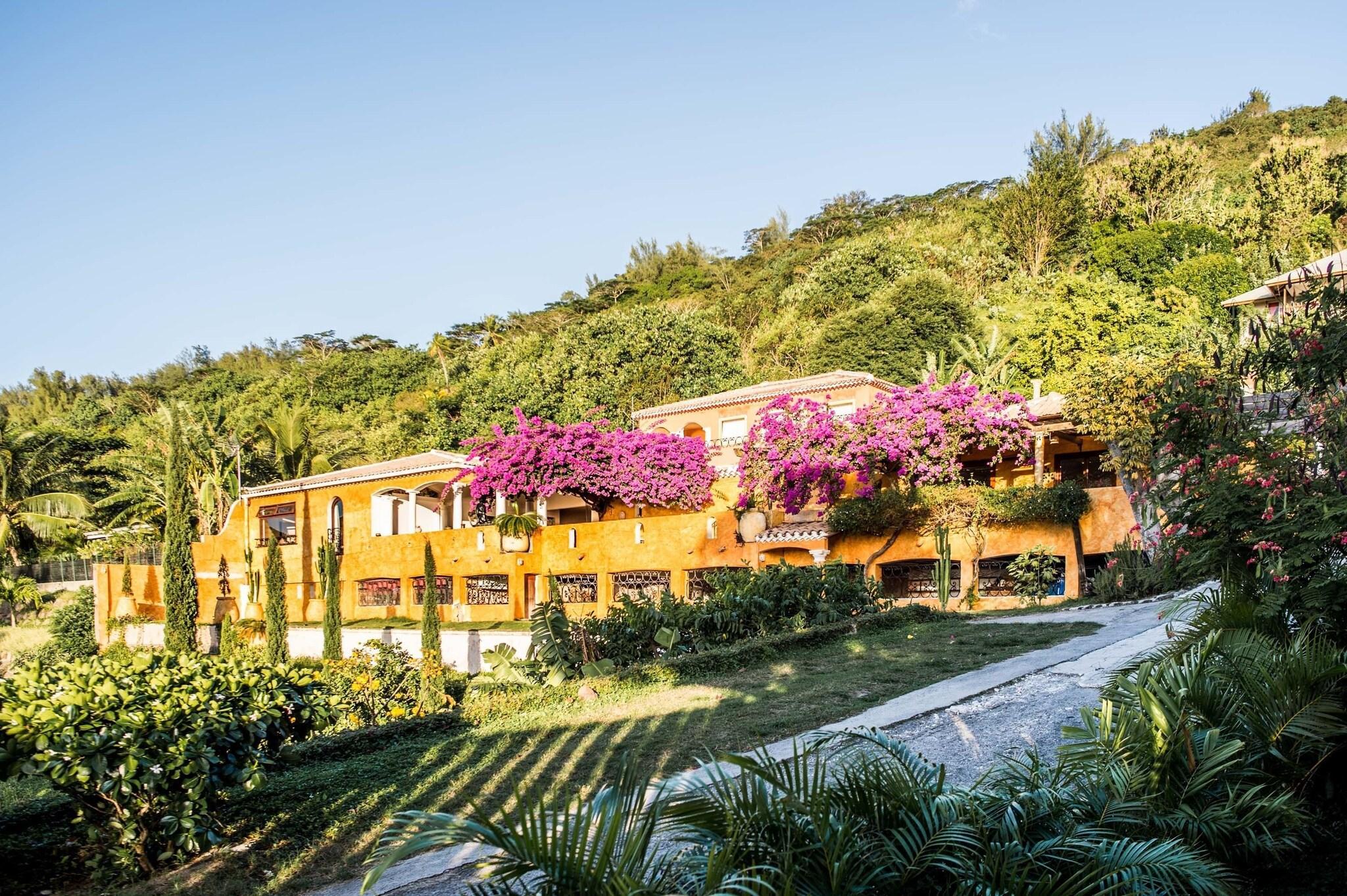 Bar/Salón Villa Rea Hanaa