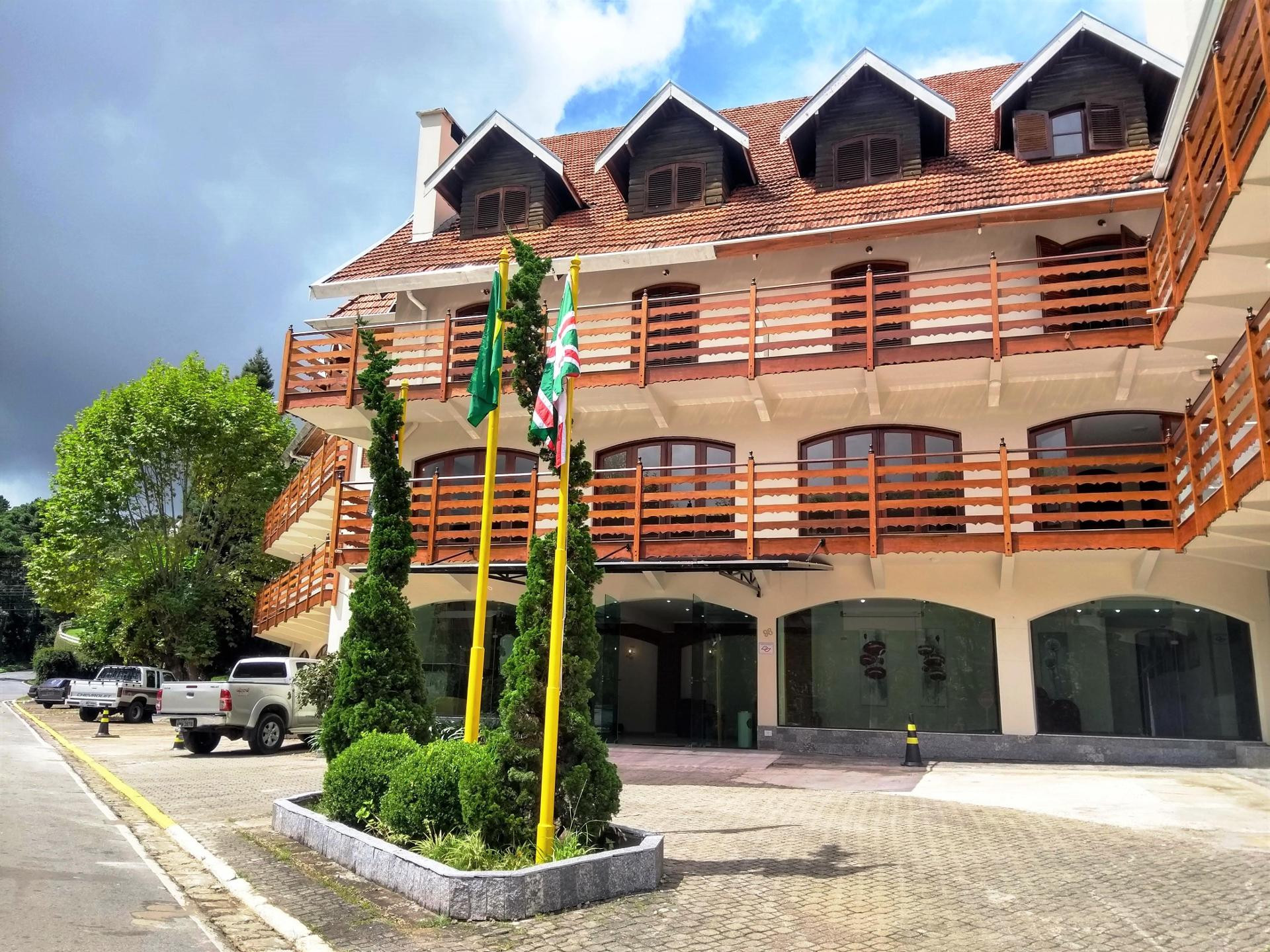 Vista Exterior Hotel Euro Suite Campos do Jordão