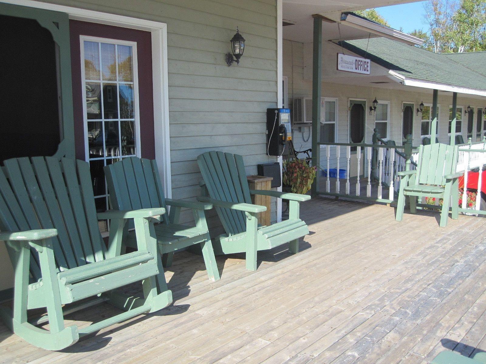 Vista Lobby Briarwood Coastal Cottages & Lodge