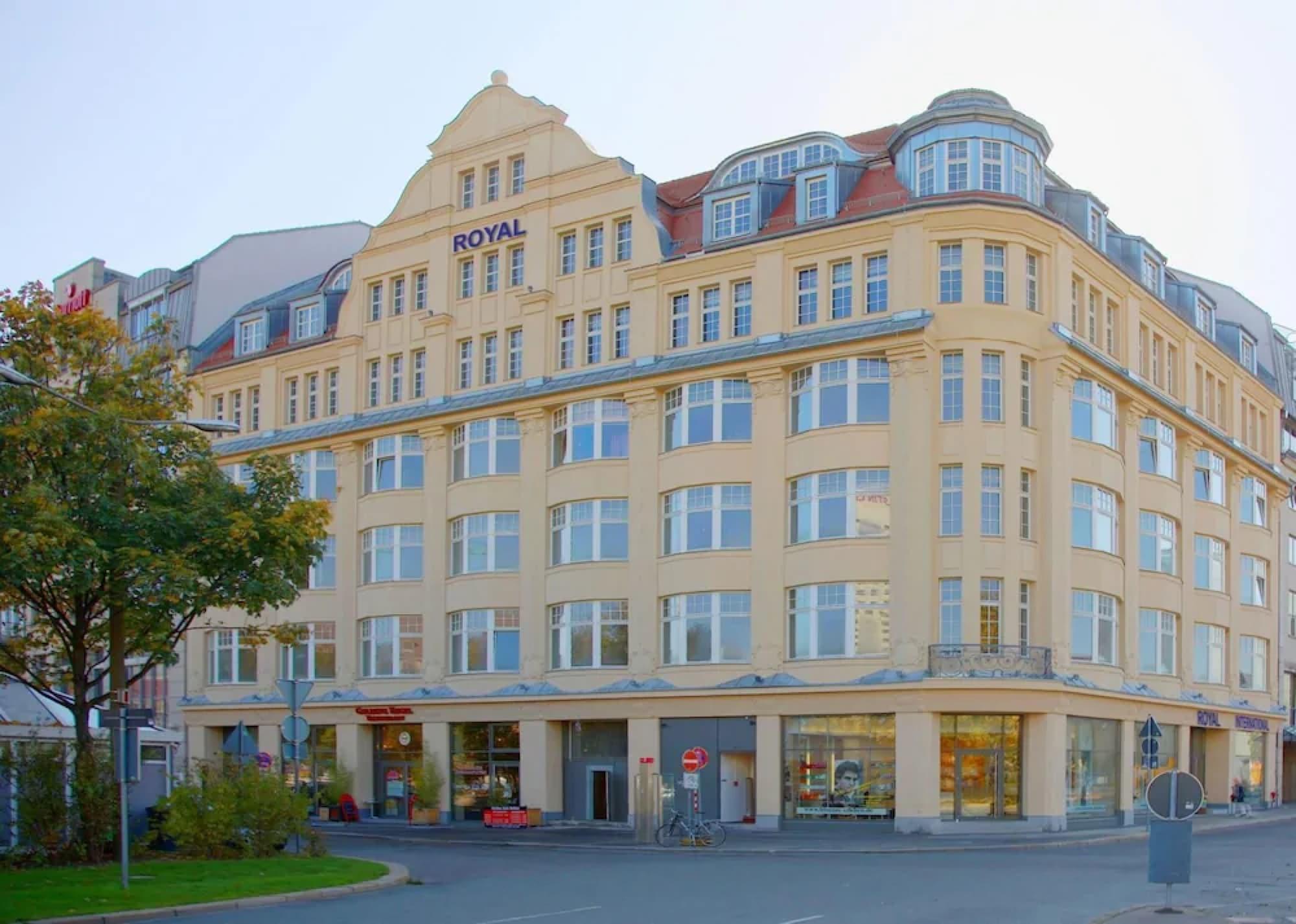 Vista Exterior Hotel Royal International