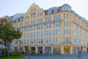 Alojamiento - Hotel Royal International