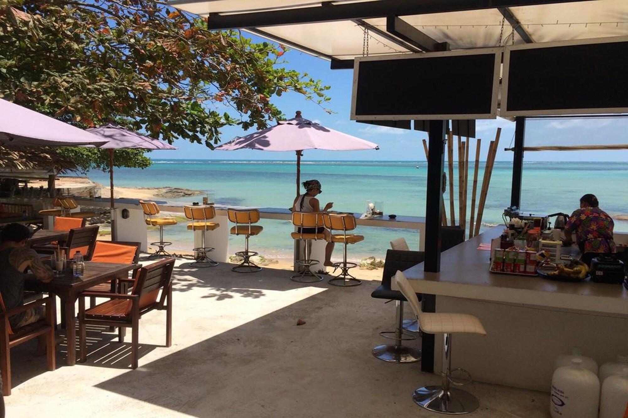 Bar/Salón Chill Inn Beach Cafe & Hostel