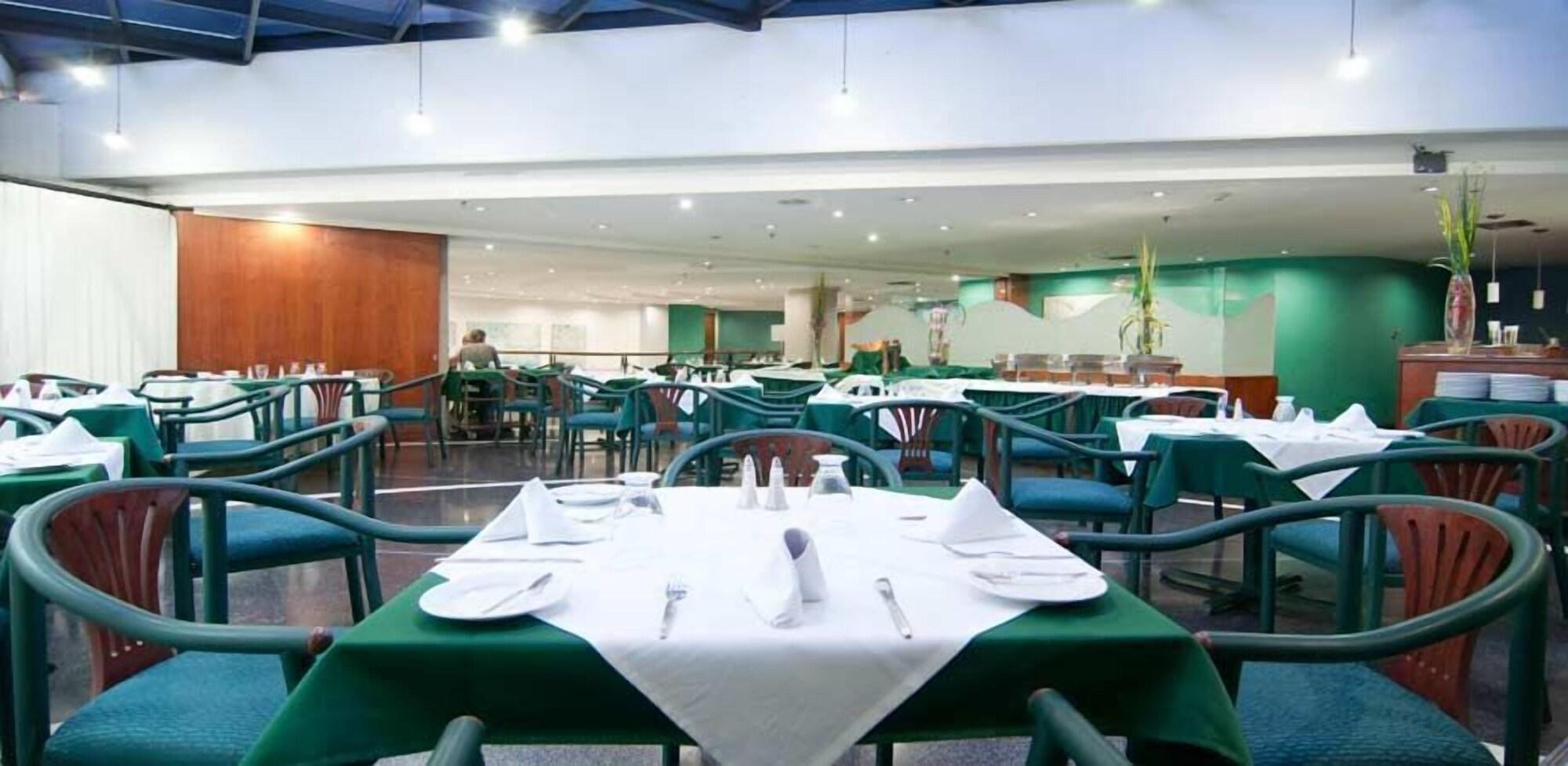 Restaurant Hotel Chacao Cumberland