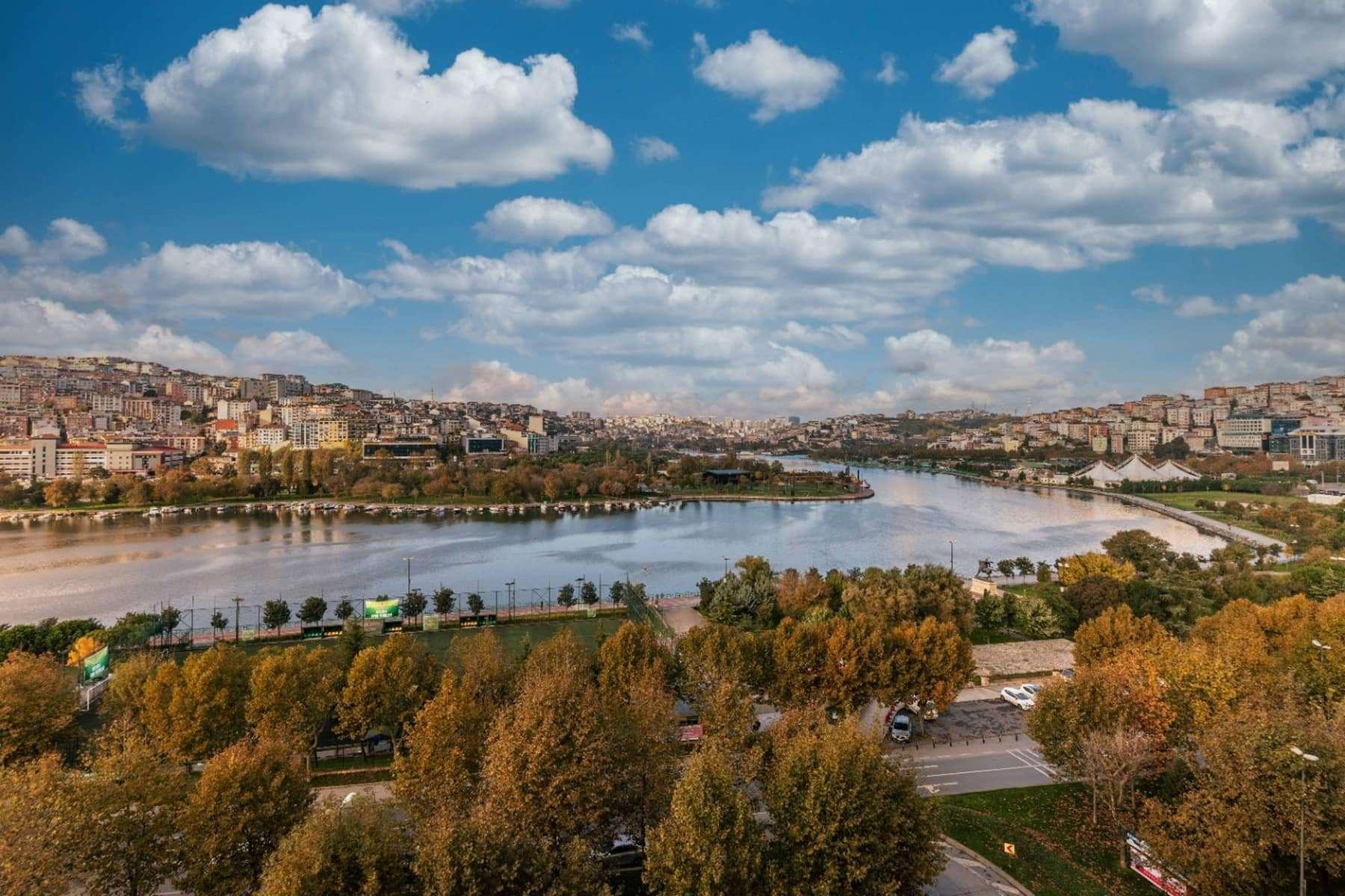 Playa Ramada by Wyndham Istanbul Golden Horn