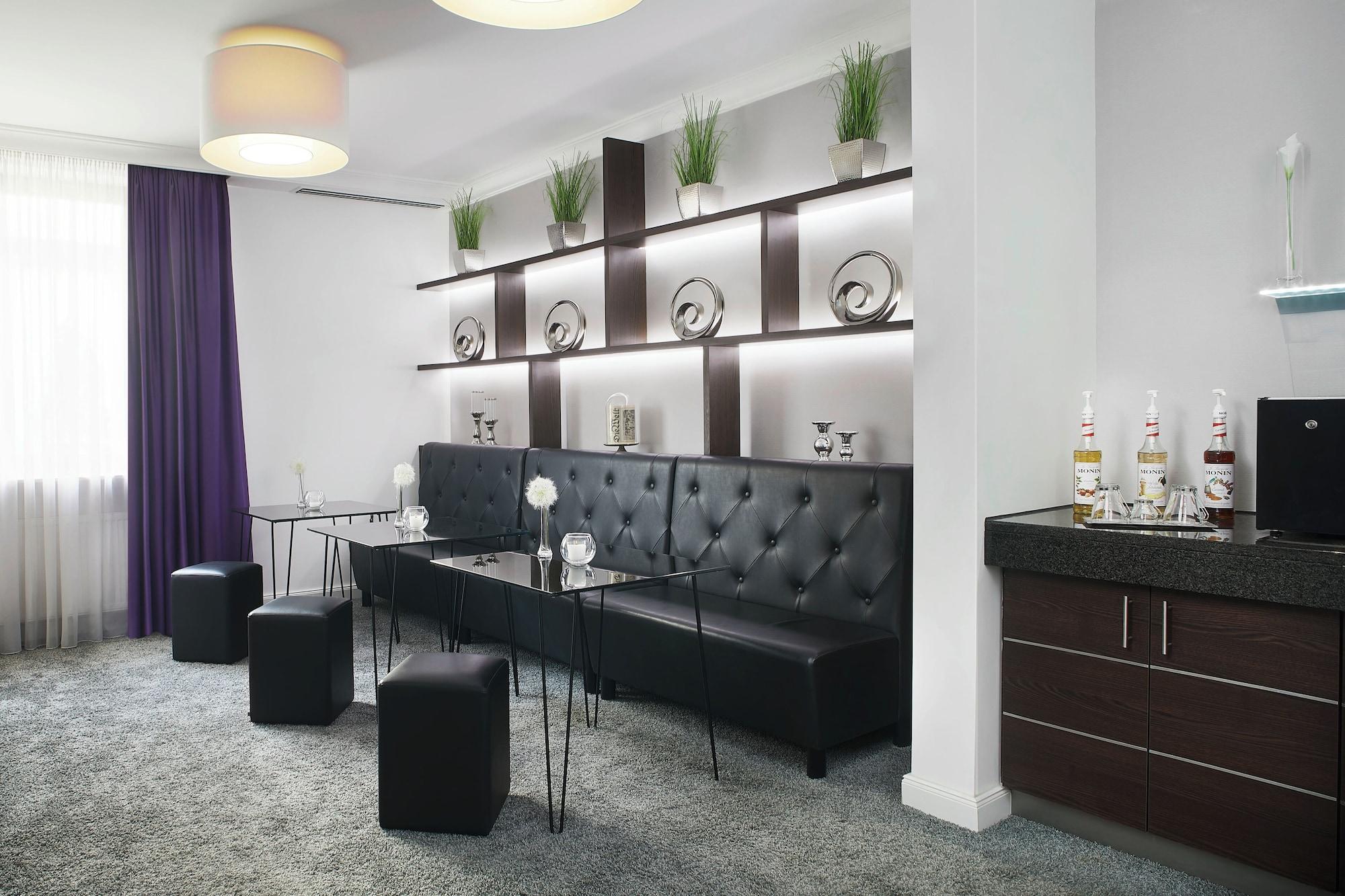 Vista Lobby Central Hotel