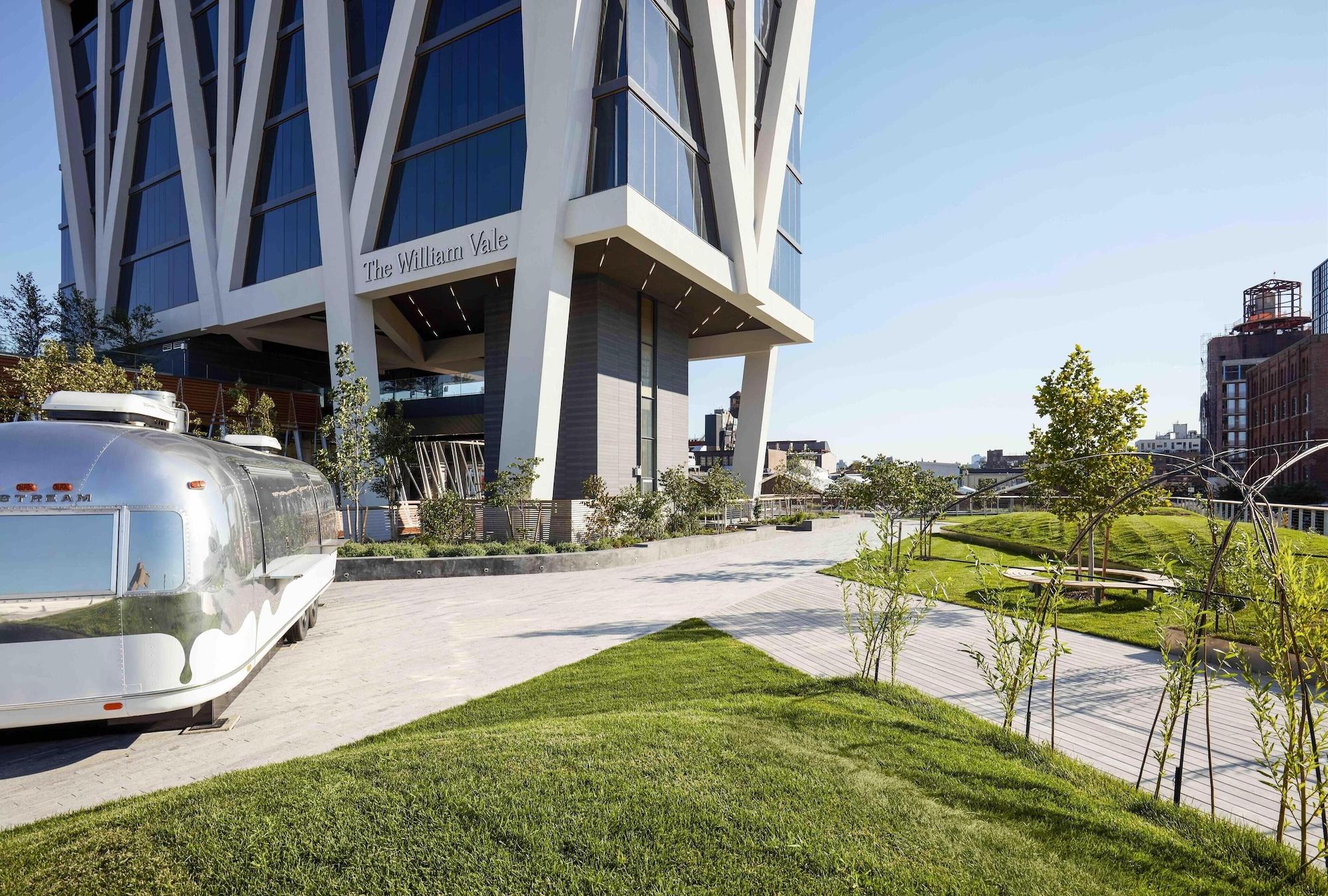 Vista Exterior The William Vale