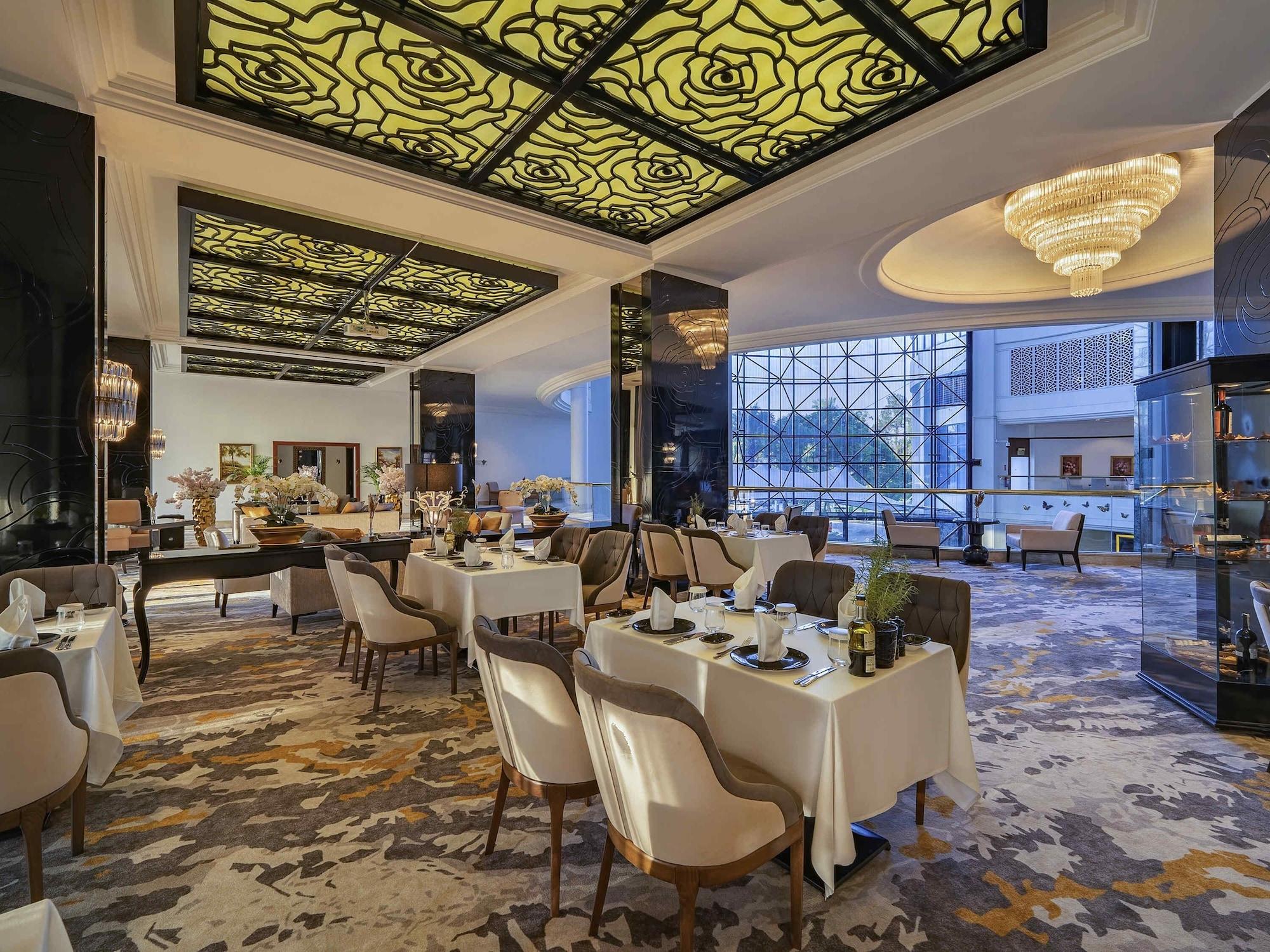 Restaurant Rixos Downtown Antalya All Inclusive - The Land of Legends Access