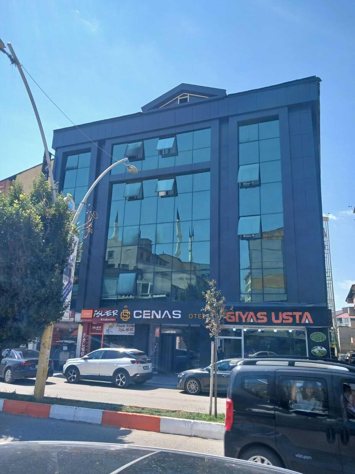 Vista Exterior Cenas Otel