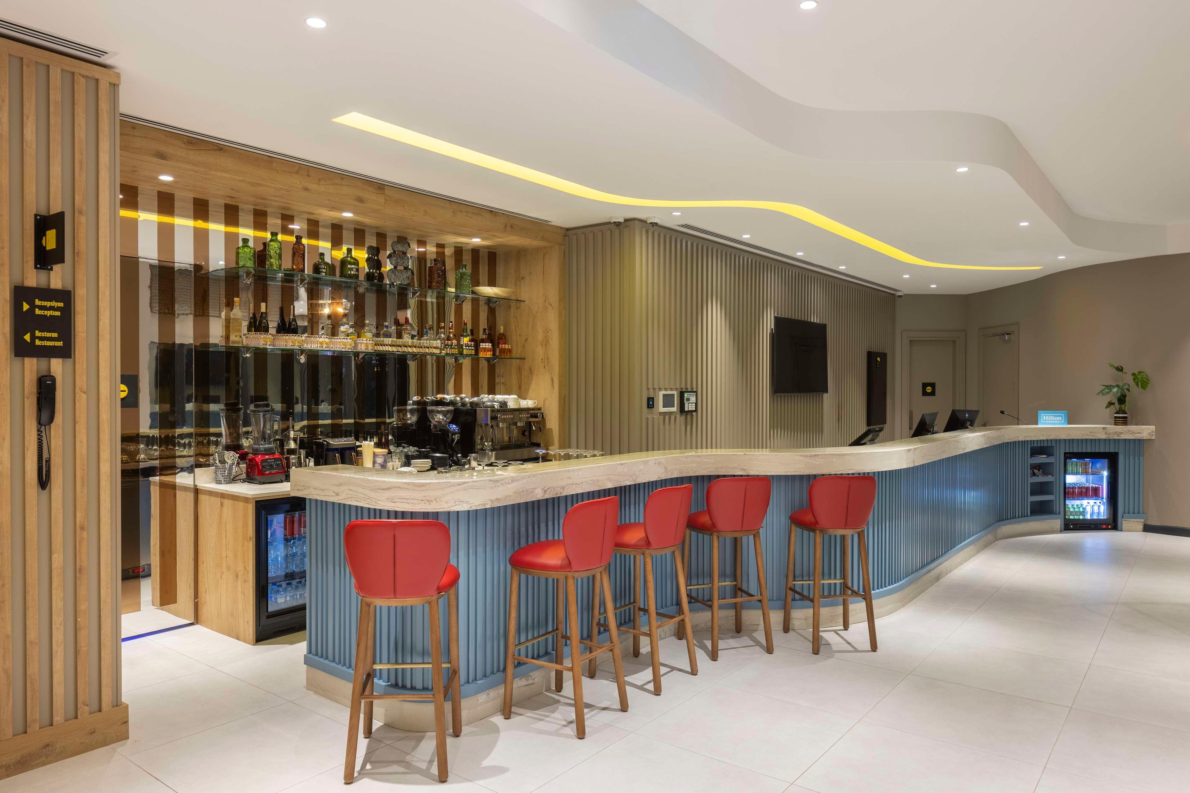 Bar/Salón Hampton By Hilton Cerkezkoy