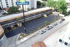 Alojamiento - Days Inn by Wyndham San Antonio Alamo/Riverwalk