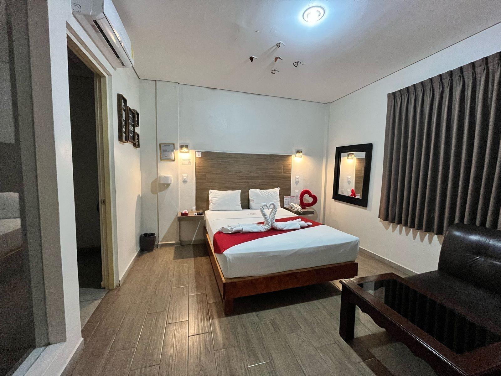 Varios Motel Puerta del Cielo