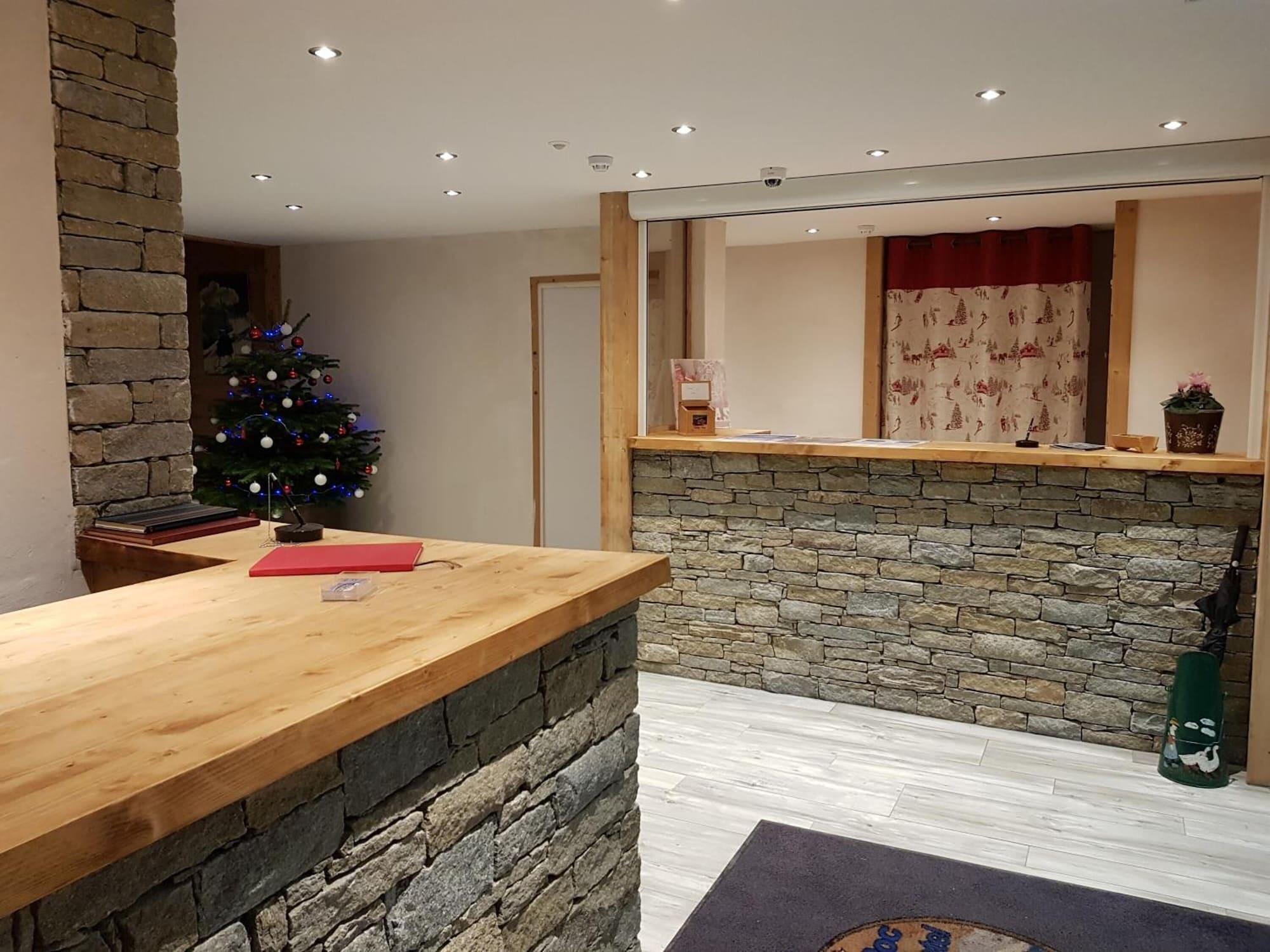 Vista Lobby Hôtel Alpen Roc