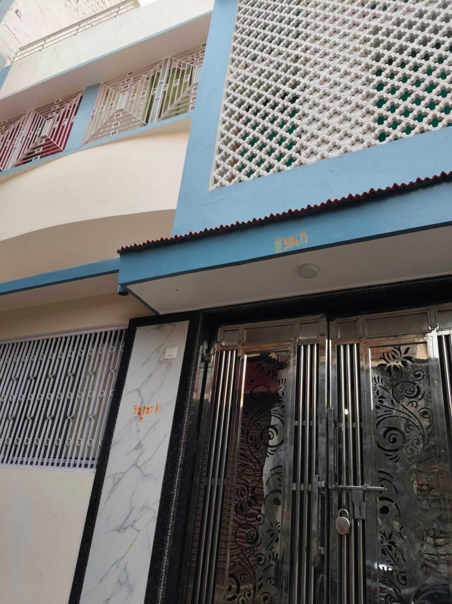 Vista Exterior Shri Jee Kunj Homestay