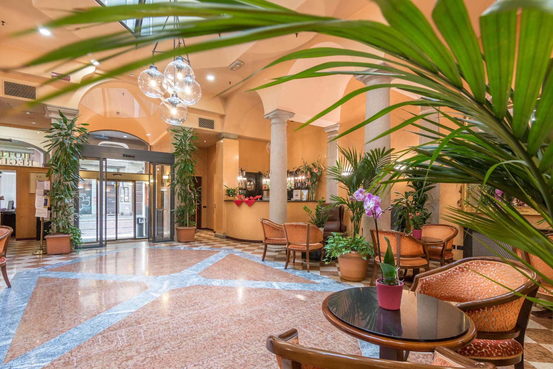 Vista Lobby Hotel Regina