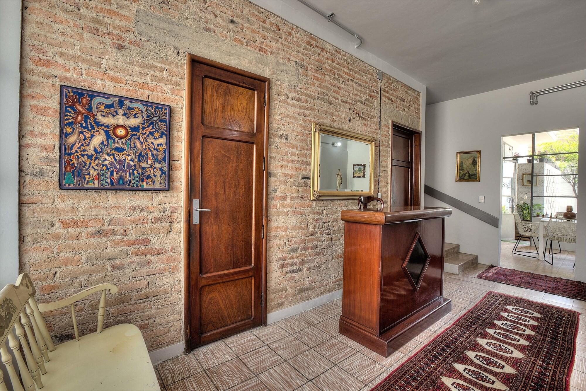 Vista Lobby Casa Bruselas 2