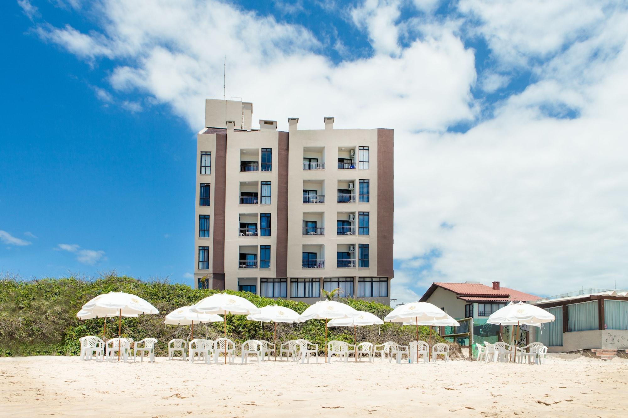 Varios Palm Beach Apart Hotel