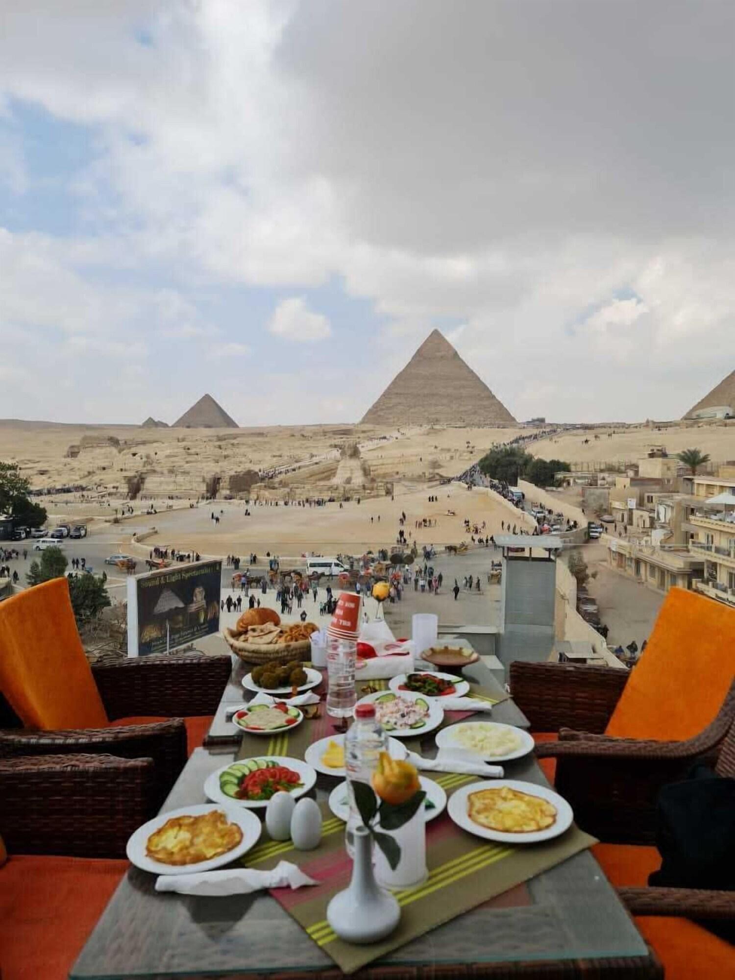 Varios Hayat Pyramids View Hotel