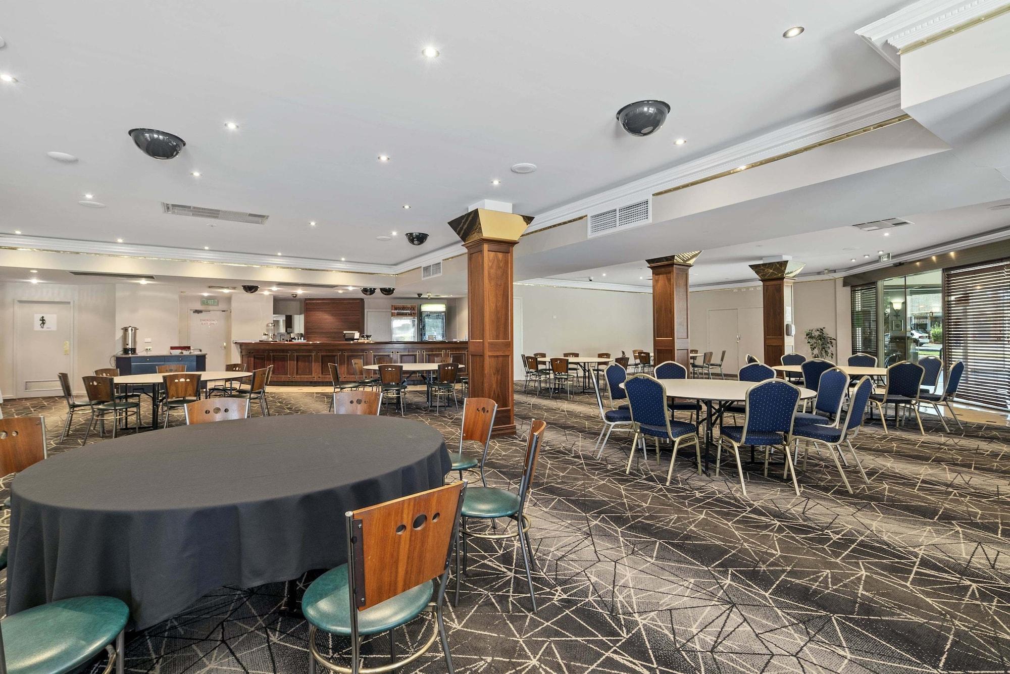Restaurant Sherbourne Terrace Hotel