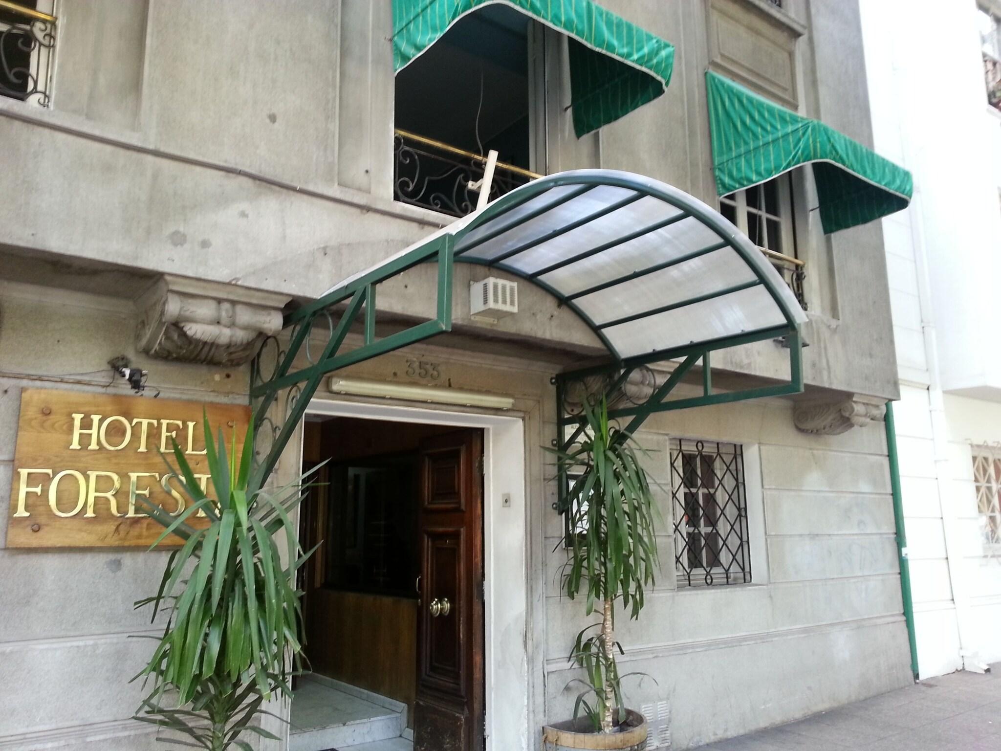Varios Foresta Hotel