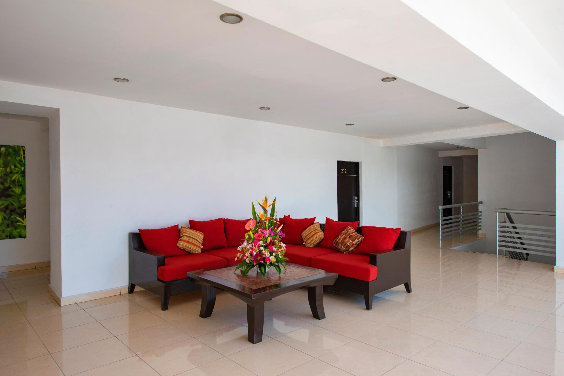 Varios Hotel Embajadores