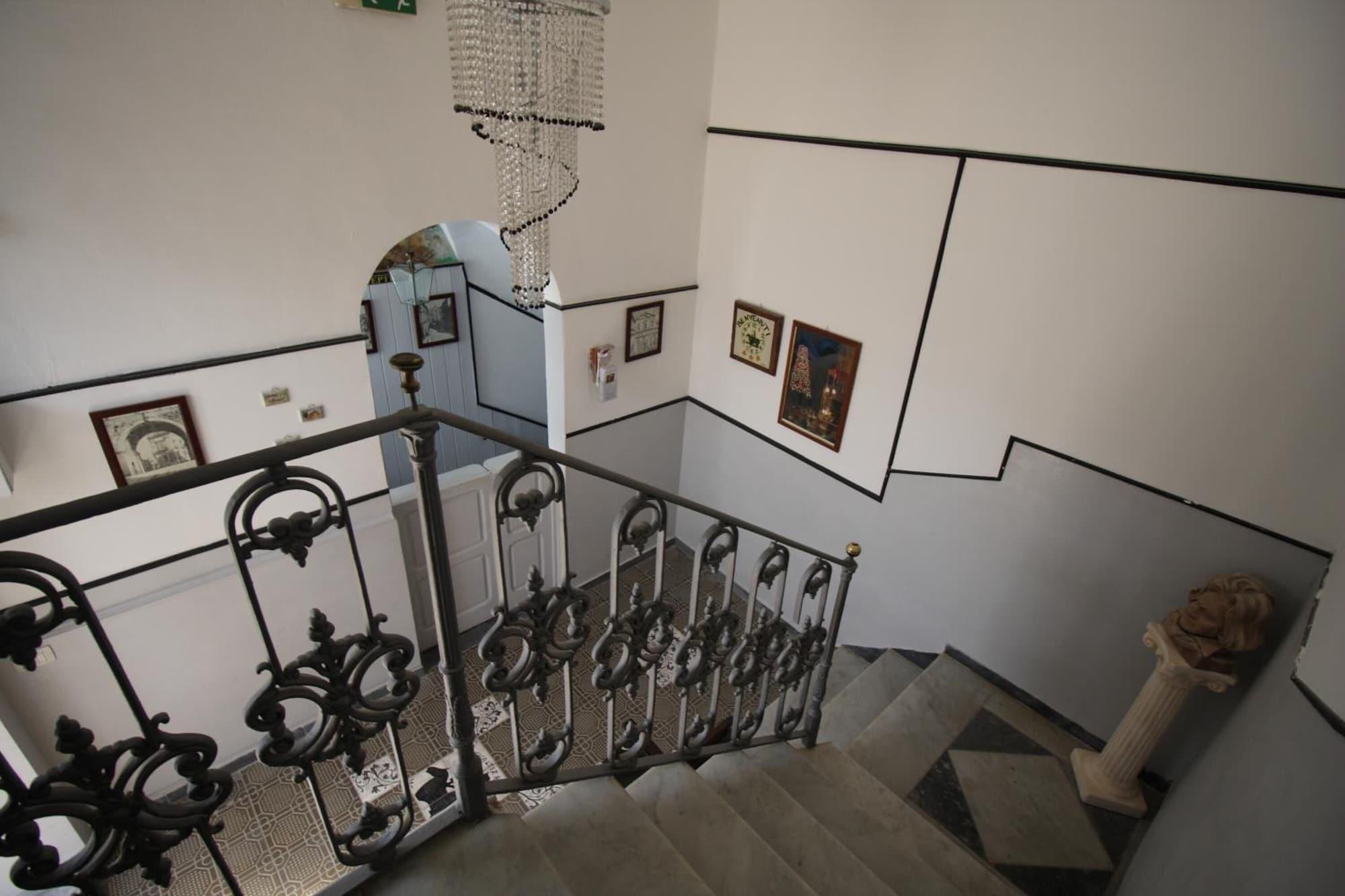 Comodidades del Alojamiento Gualtiero camere e suite