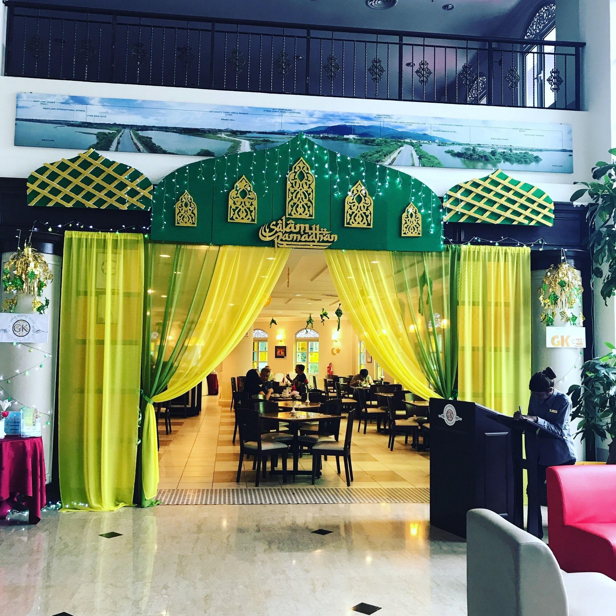 Bar/Salón Grand Kampar Hotel
