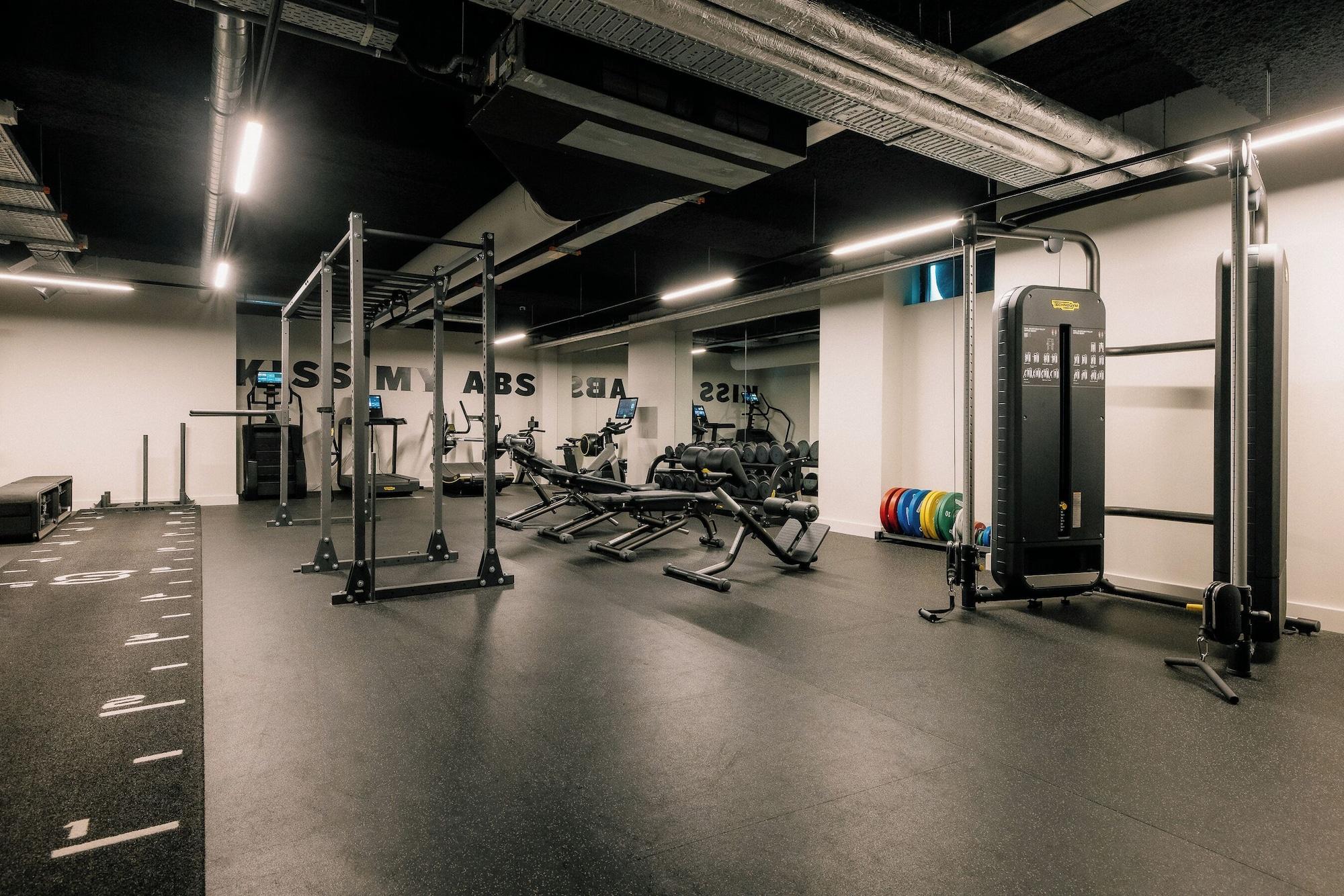 Gimnasio The Social Hub Amsterdam West 4