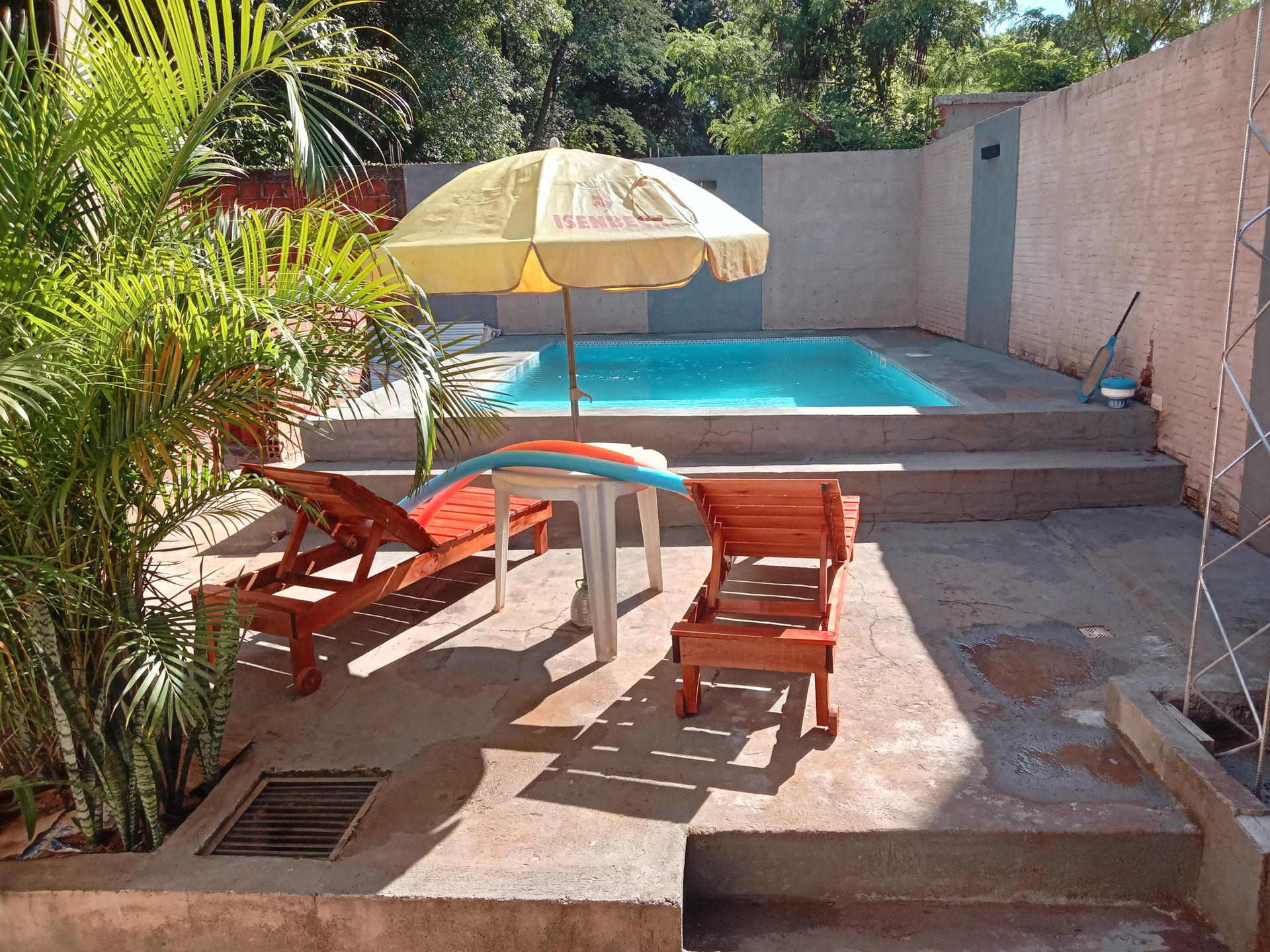 Vista Piscina CardonApart