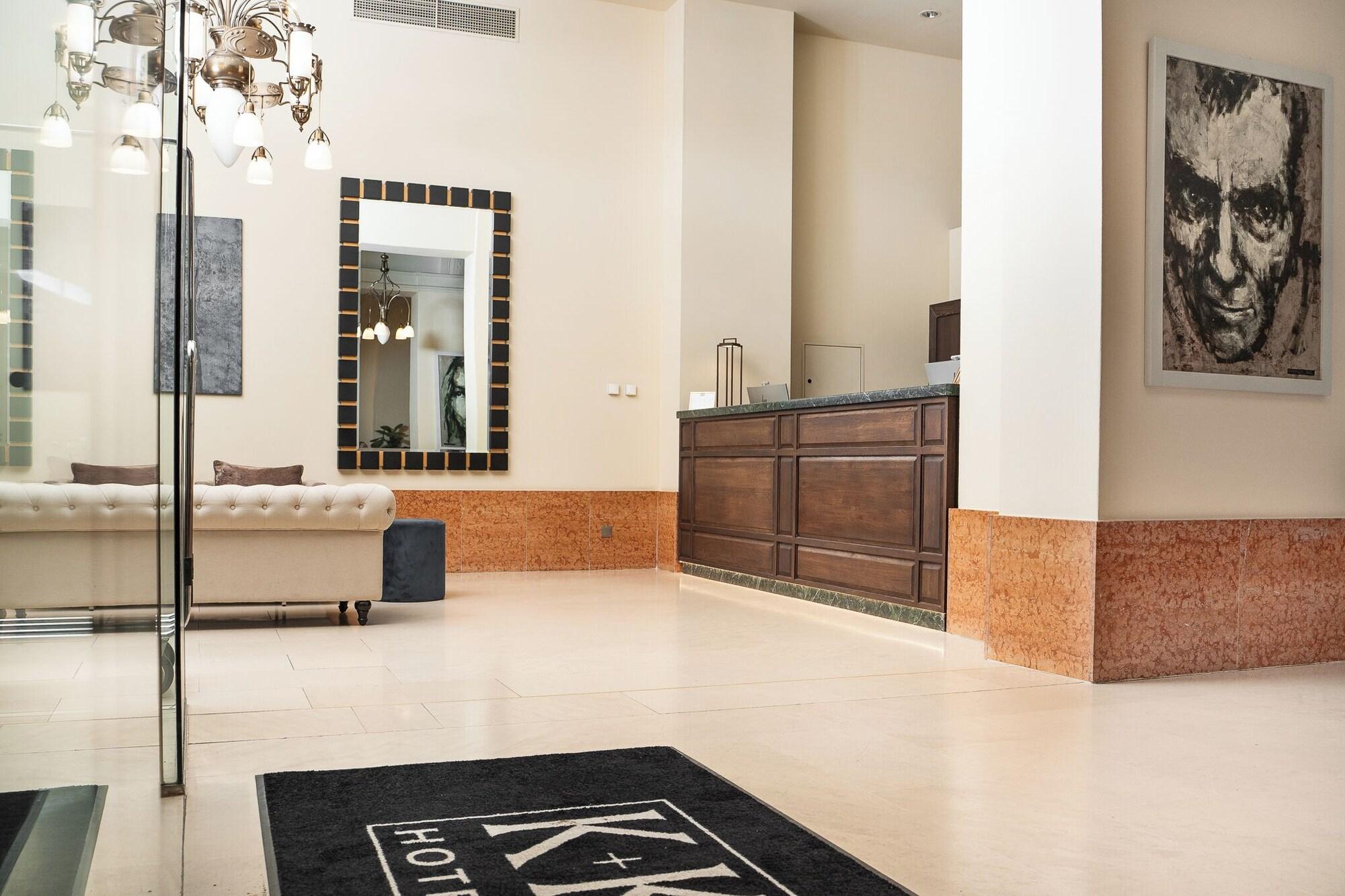 Vista Lobby K+K Hotel Central Prague