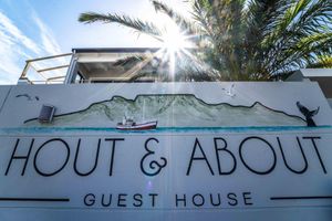 Alojamiento - Hout & About Guest House