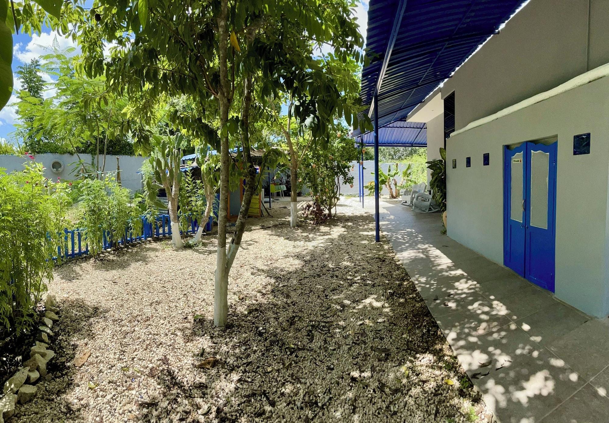 Vista Exterior The Blue Eco Lodge - Adults only