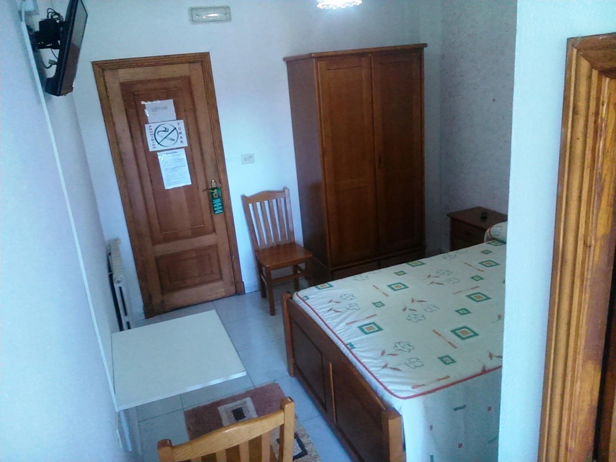 Varios Hostal Sequeiros
