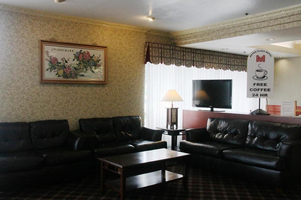 Hotel Metro Plaza Hotel