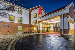 Alojamiento - Econo Lodge Inn & Suites