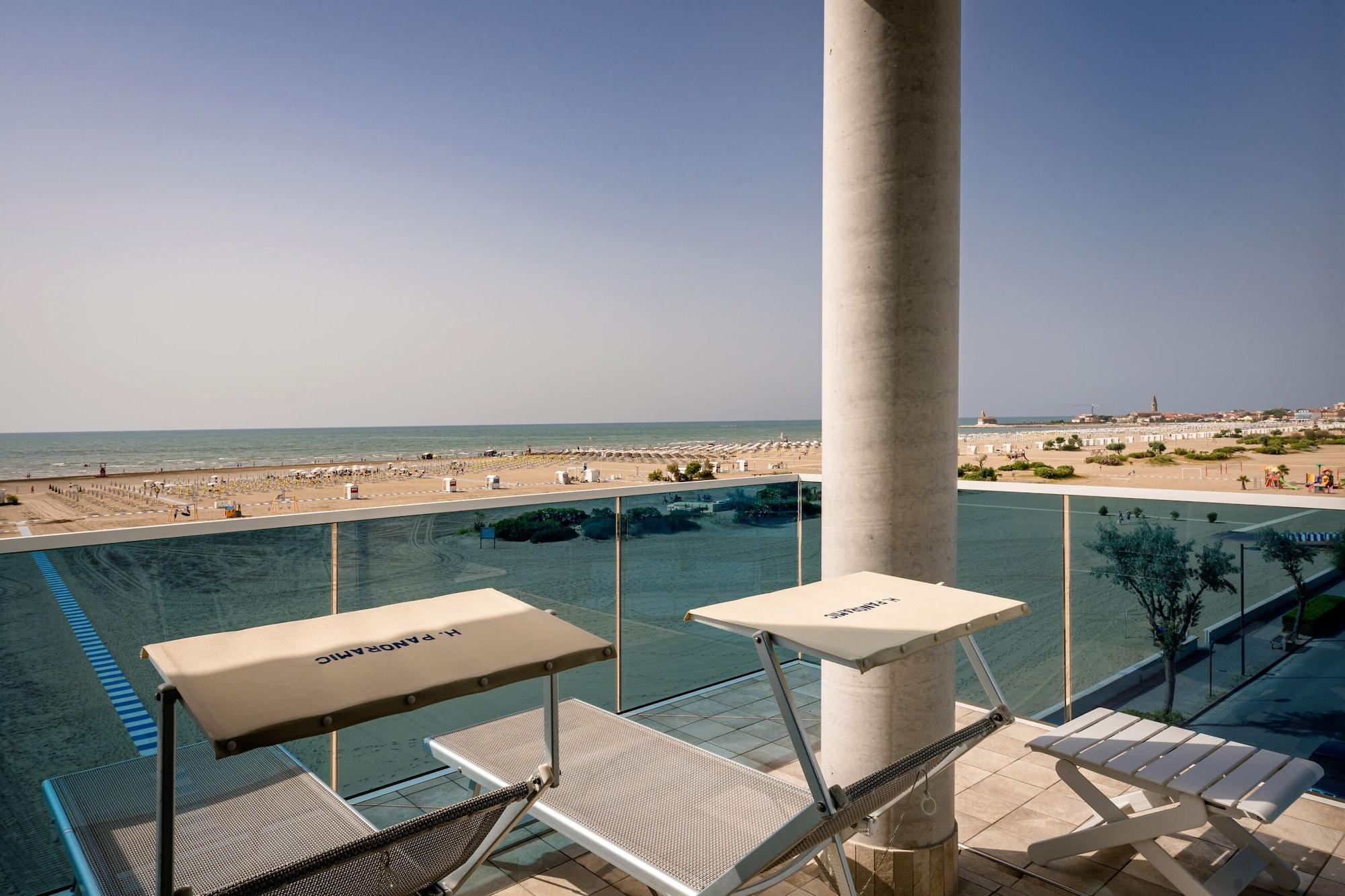 Vista Exterior Hotel Panoramic