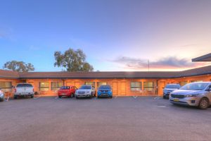 Alojamiento - Cousins Motor Inn