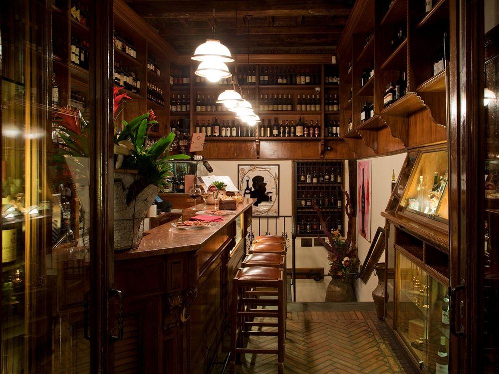 Bar/Salón Suite Valadier