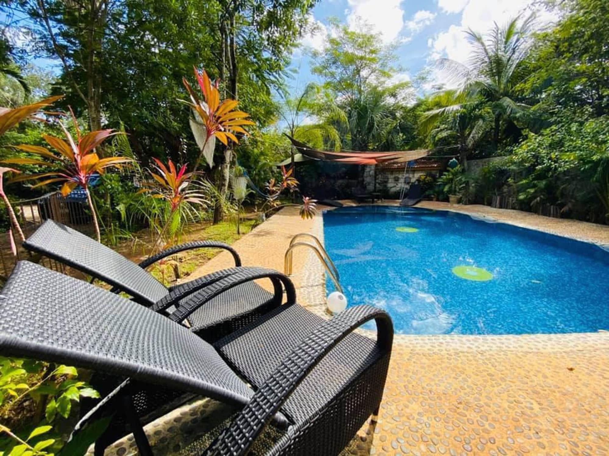 Vista Piscina Mi Casa es Tu Casa