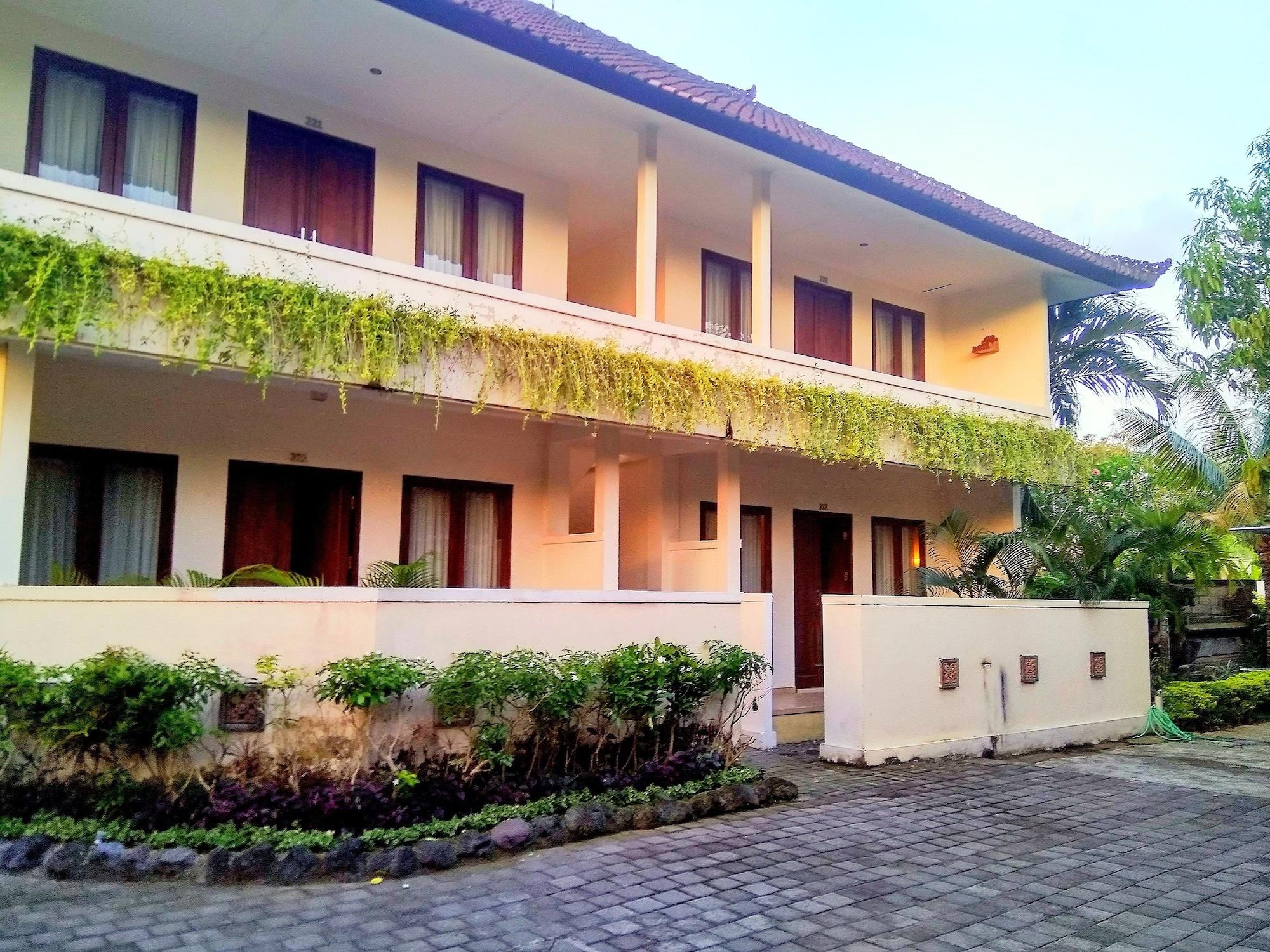 Vista Exterior Nipuri Hotel