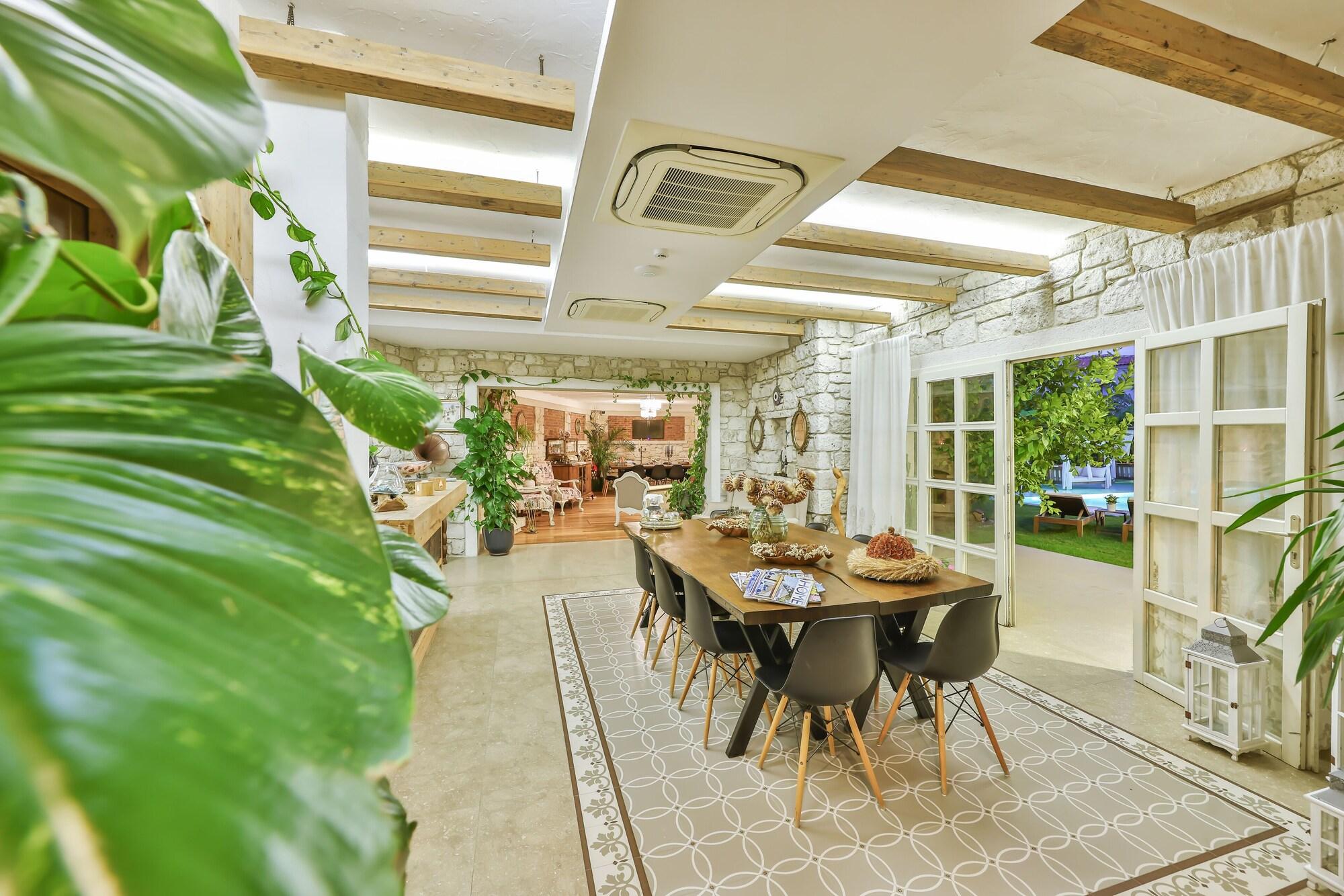 Vista Lobby Köşe Konak