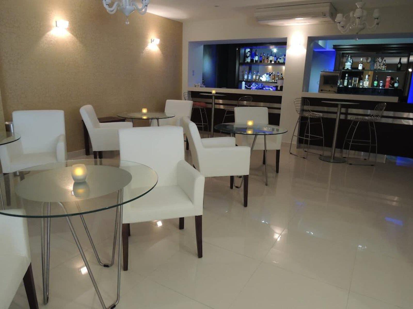 Bar/Salón Limaq Hotel