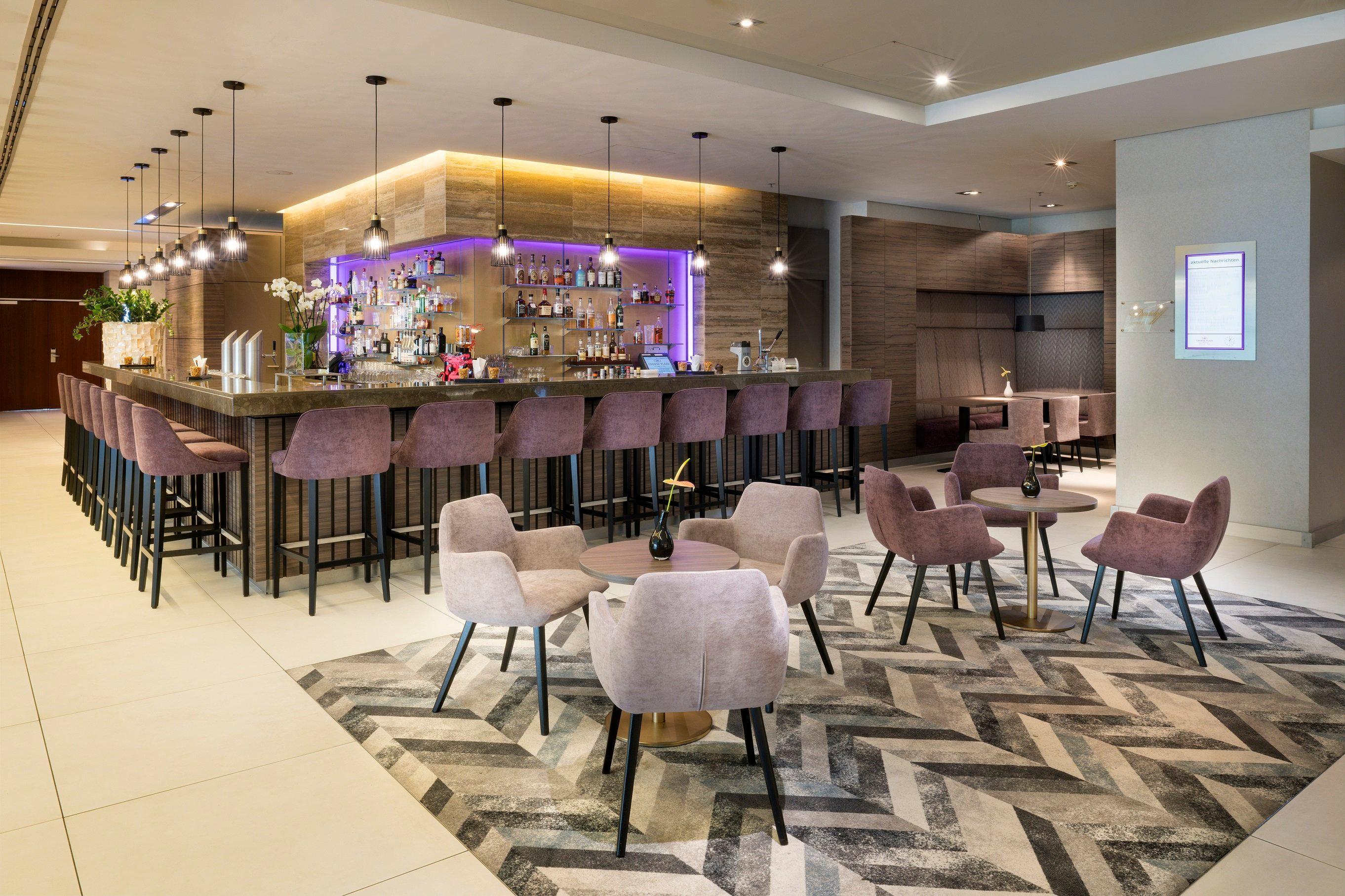 Bar/Salón Crowne Plaza Düsseldorf-Neuss by IHG