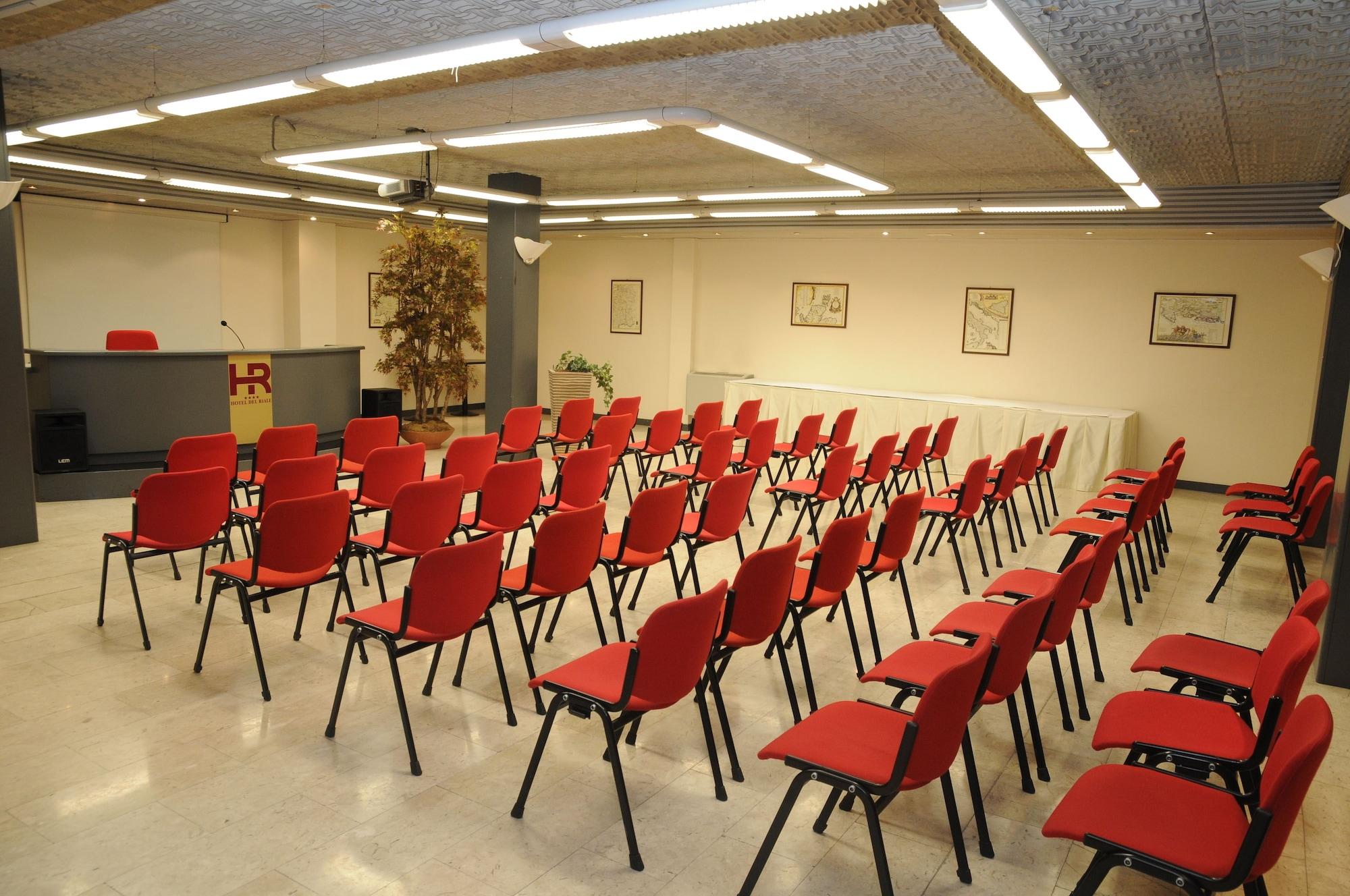 Sala de Reuniones Hotel Del Riale